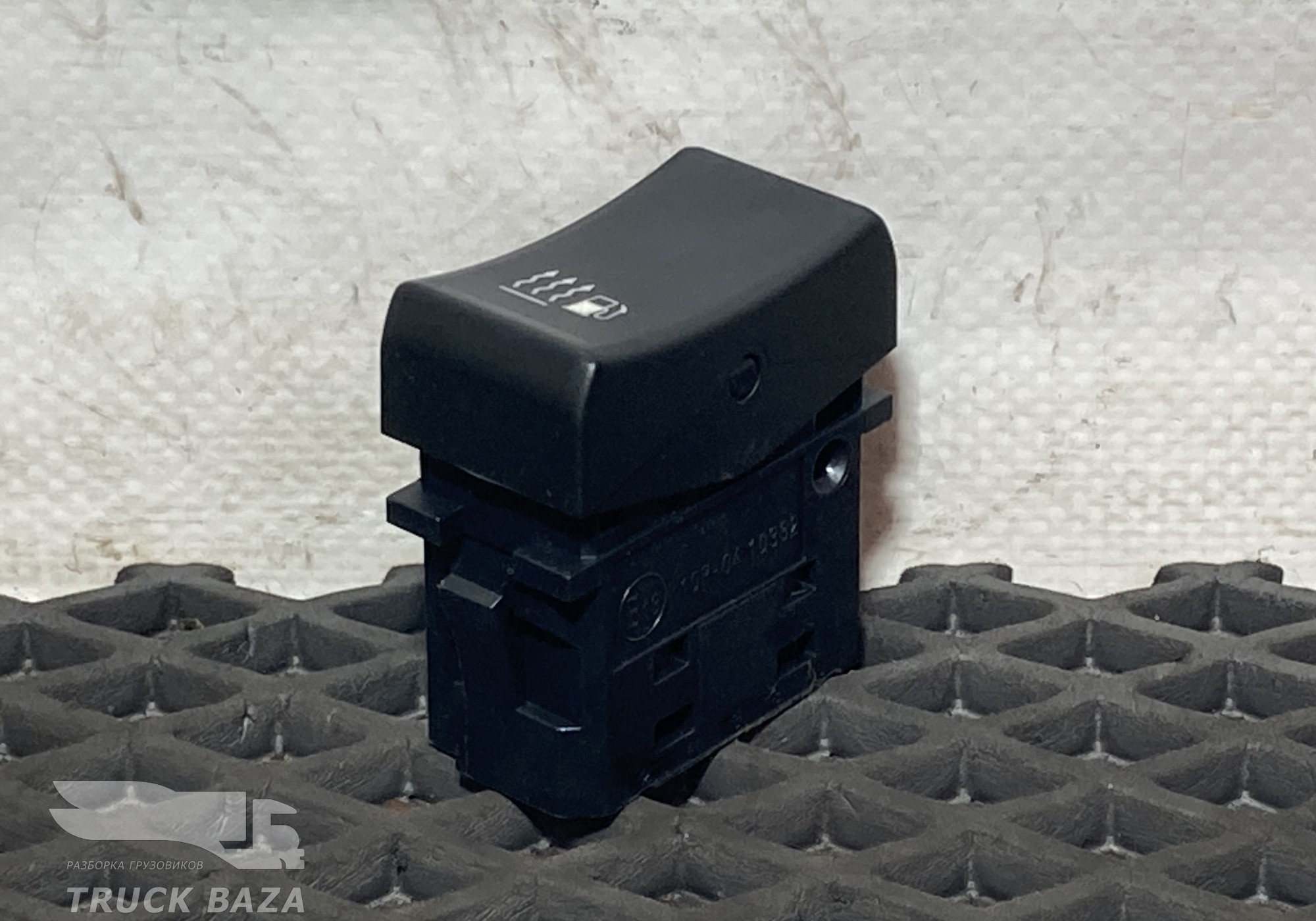 21727612 Кнопка подогрева топлива для Volvo FH 4 (с 2012)