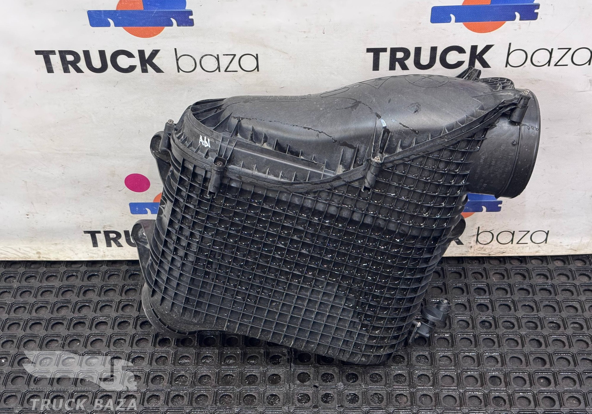 A0190945402 Корпус воздушного фильтра для Mercedes-Benz Actros New Actros MP4 (с 2011)