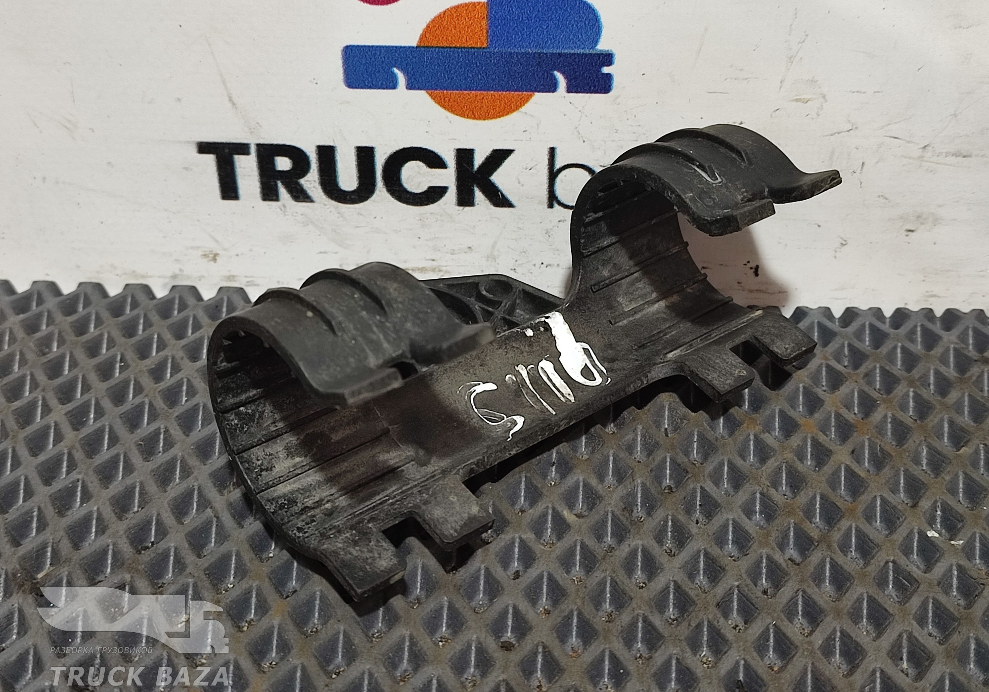 2323741 Кронштейн воздушного фильтра для Scania 6-series R (с 2016)