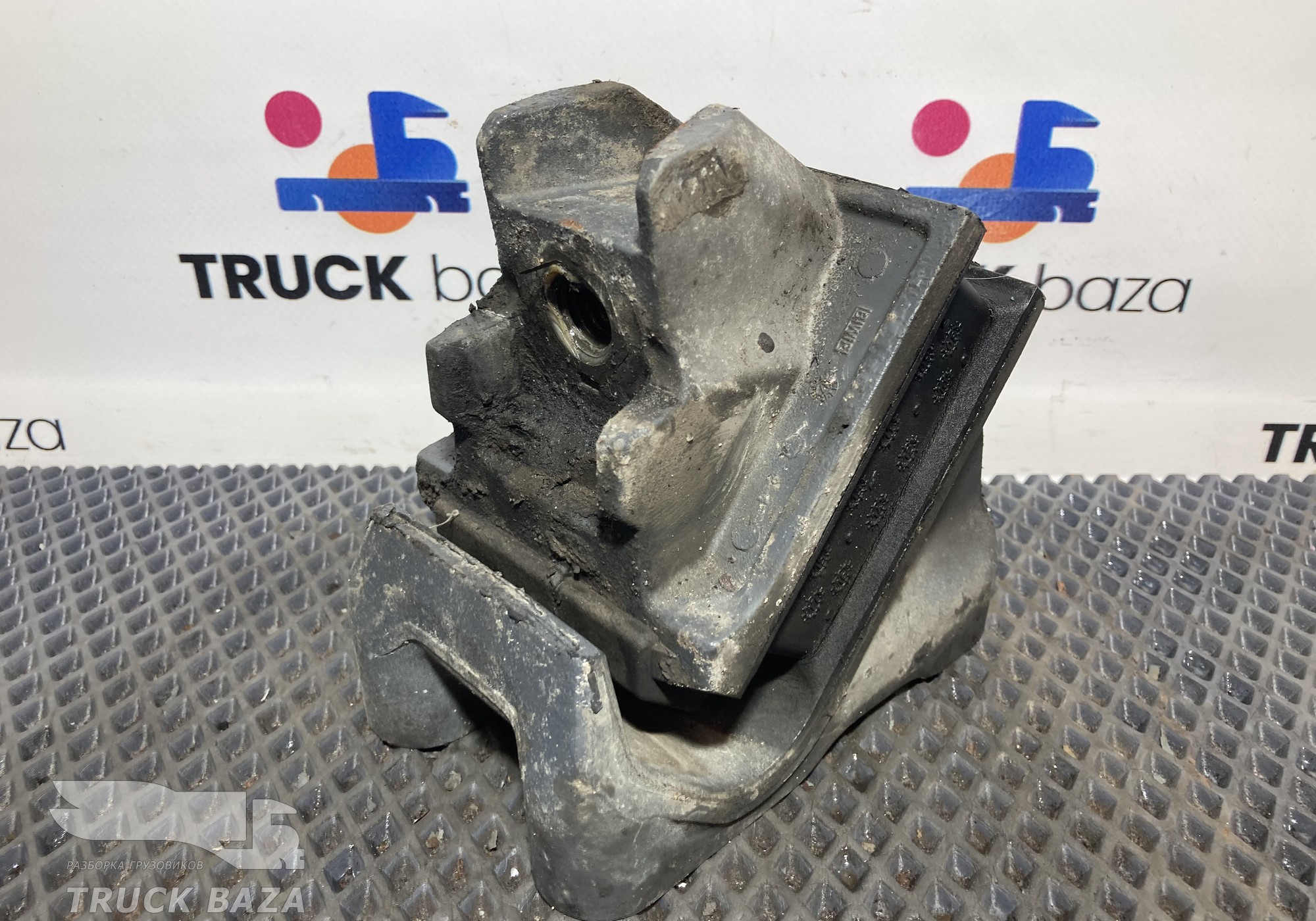 1806735 Подушка двигателя передняя для Daf XF105 (с 2006 по 2020)