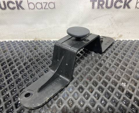 A9608360114 Кронштейн обшивки крыши для КАМАЗ 54901