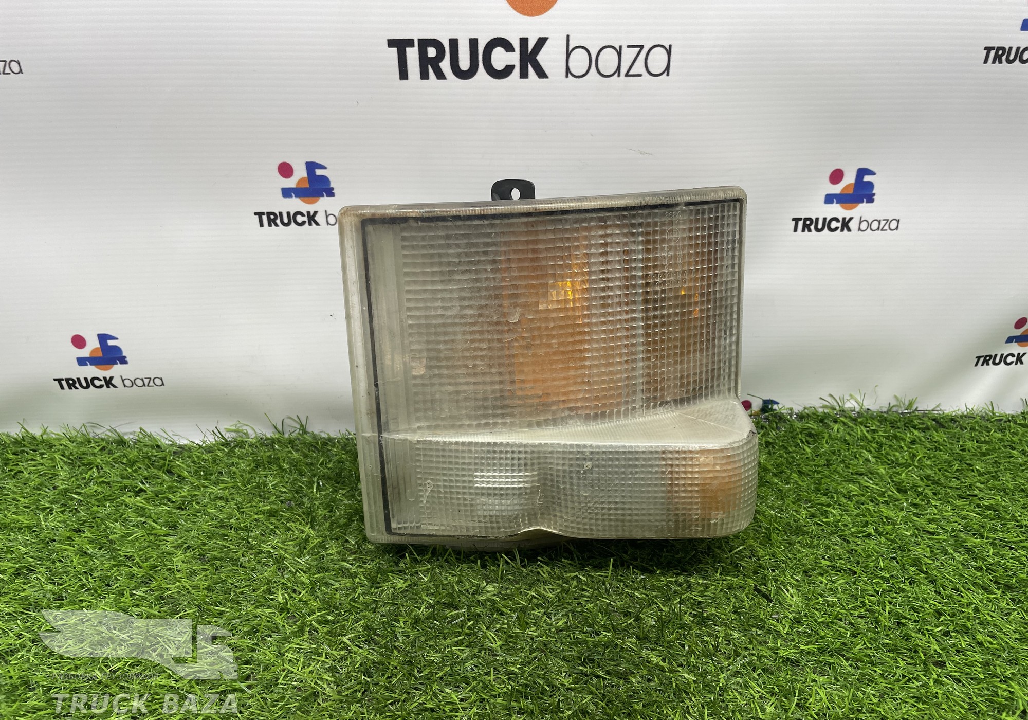 017711502R Указатель поворота правый