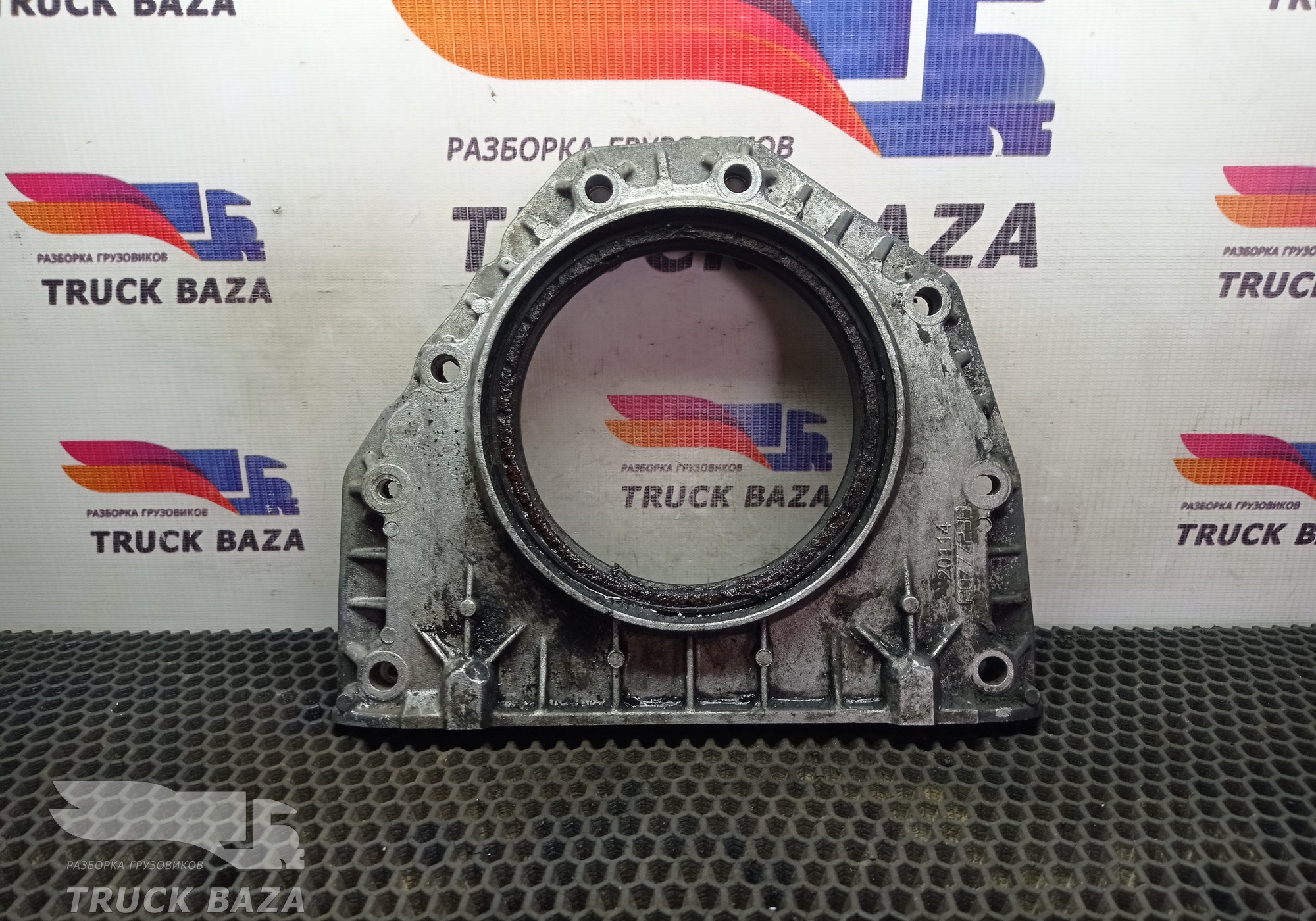 20777236 Крышка плиты двигателя для Renault Kerax