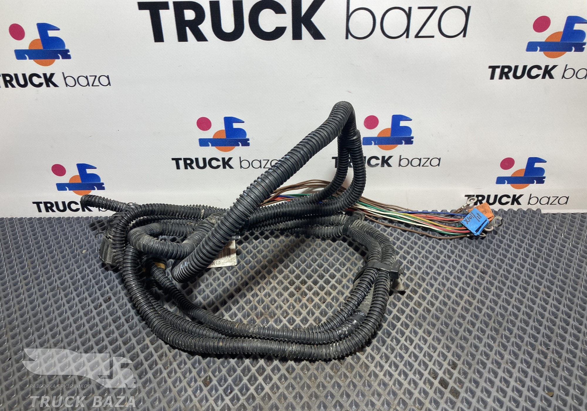 712254296601 Проводка фар для Sinotruk Sitrak C7H