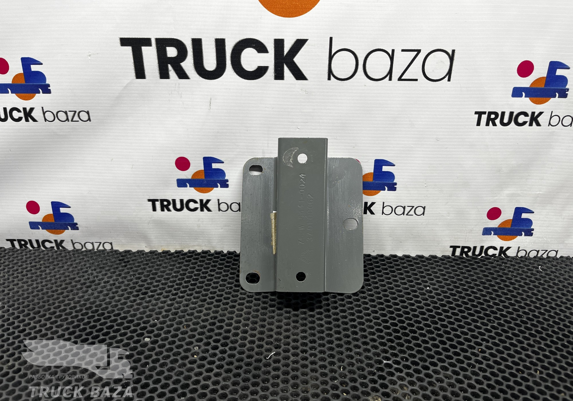 752W254410024 Кронштейн маячка проблескового для Sinotruk Howo T5G