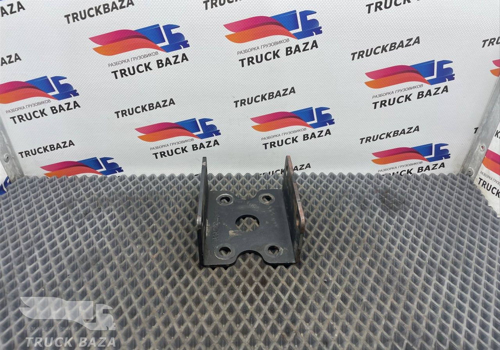 54901351303010 Кронштейн ресивера для КАМАЗ 54901