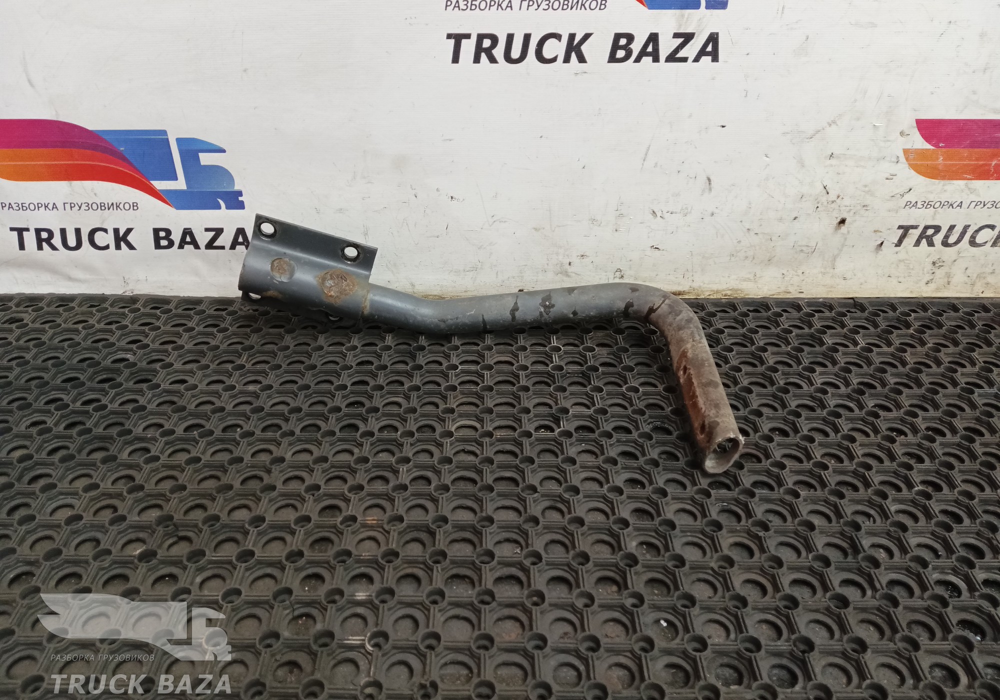 9424901240 Кронштейн глушителя