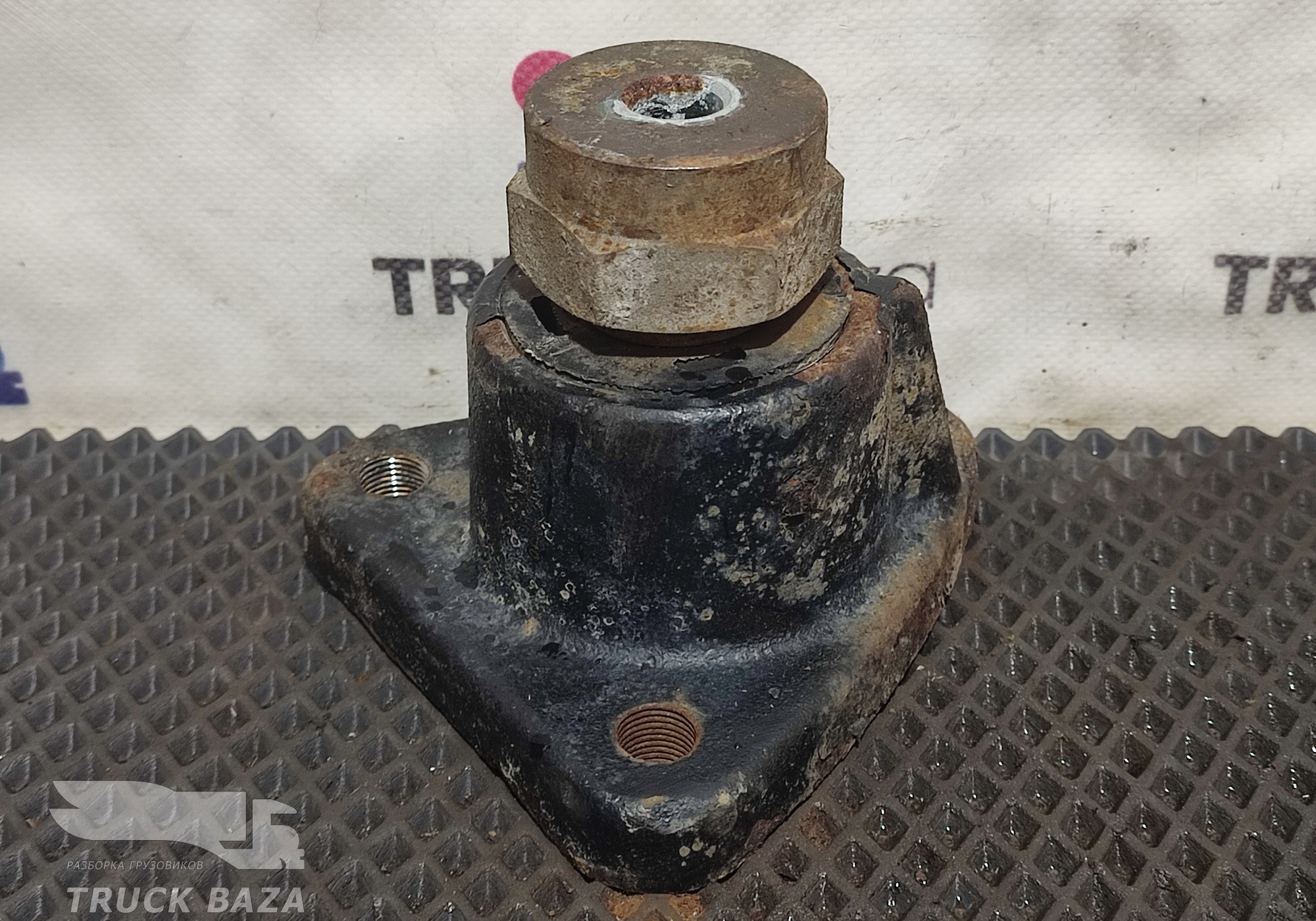 549018404144 Кронштейн крыла для КАМАЗ 54901