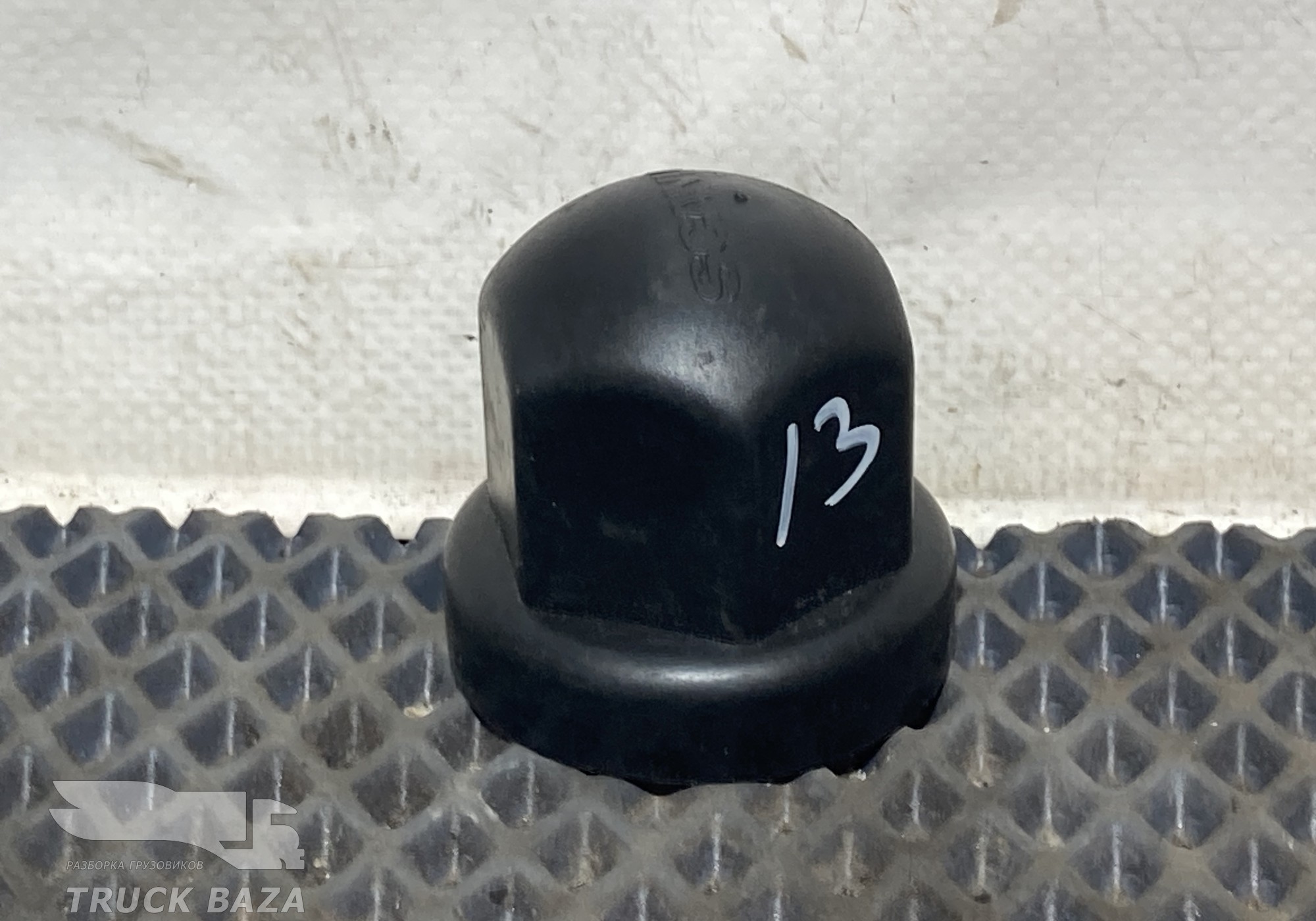 358246 Колесный колпачок