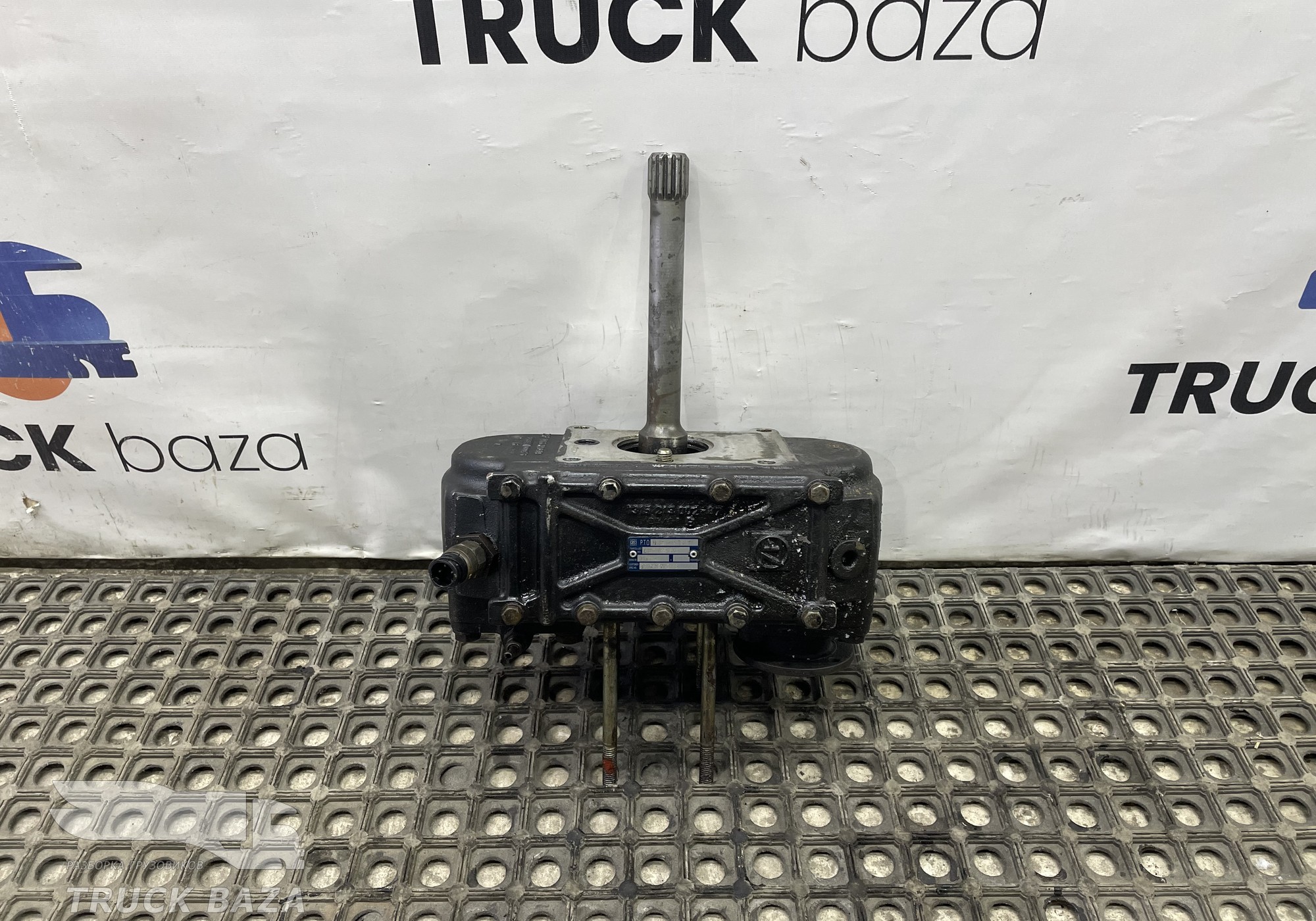 81381006585 Коробка отбора мощности для Man TGA (с 2000 по 2007)