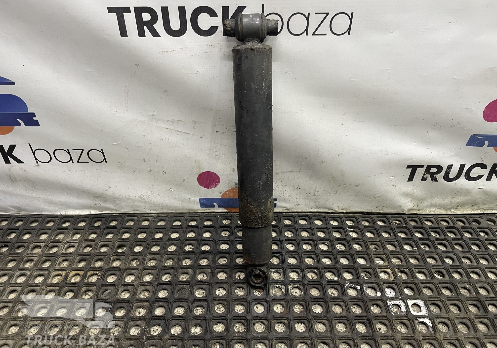 1866130 Амортизатор