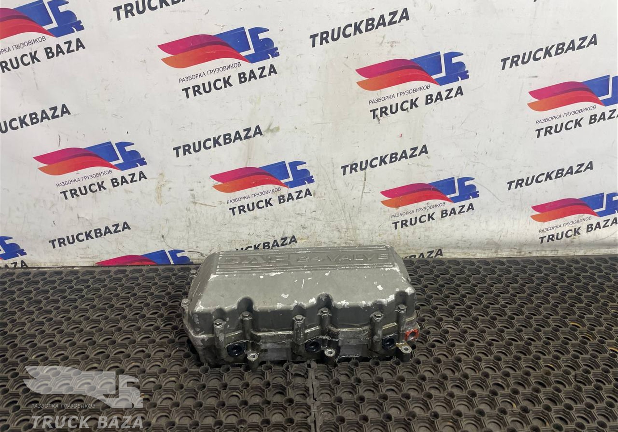 1319558 Крышка ГБЦ клапанная для Daf 95XF (с 1997 по 2002)