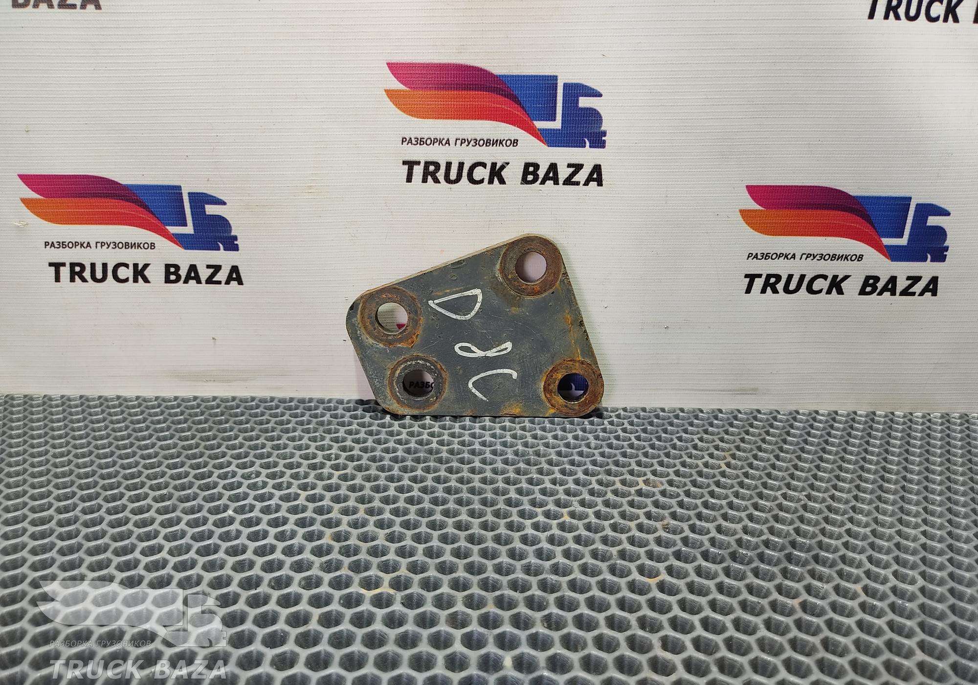 0286099 Проставка траверсы рамы для Daf