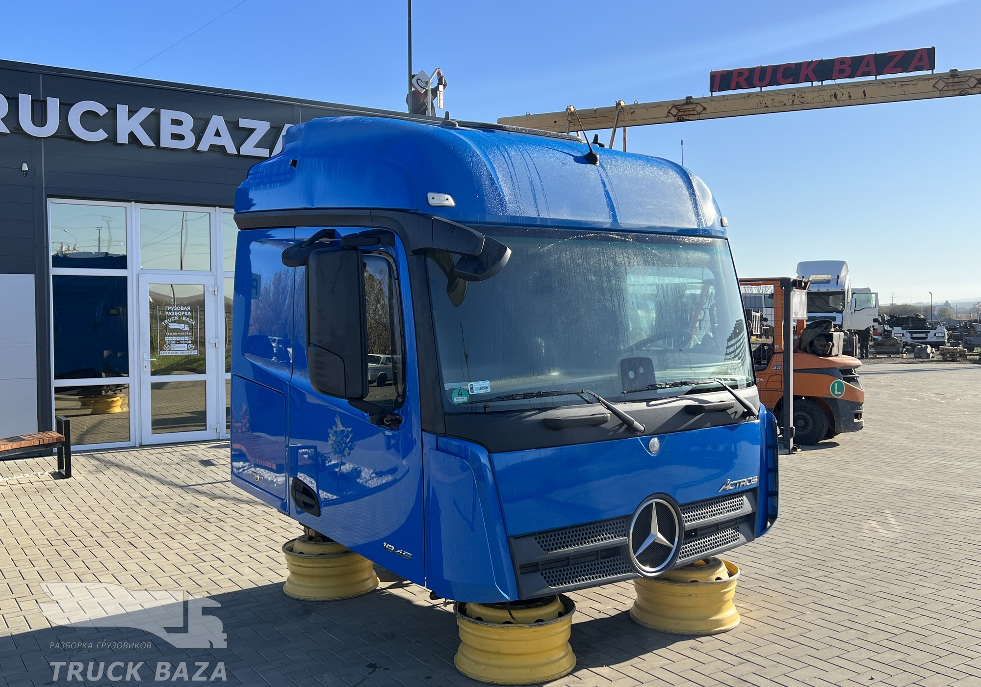 Кабина для Mercedes-Benz Actros New Actros MP4 - купить б/у за 1200000 р.