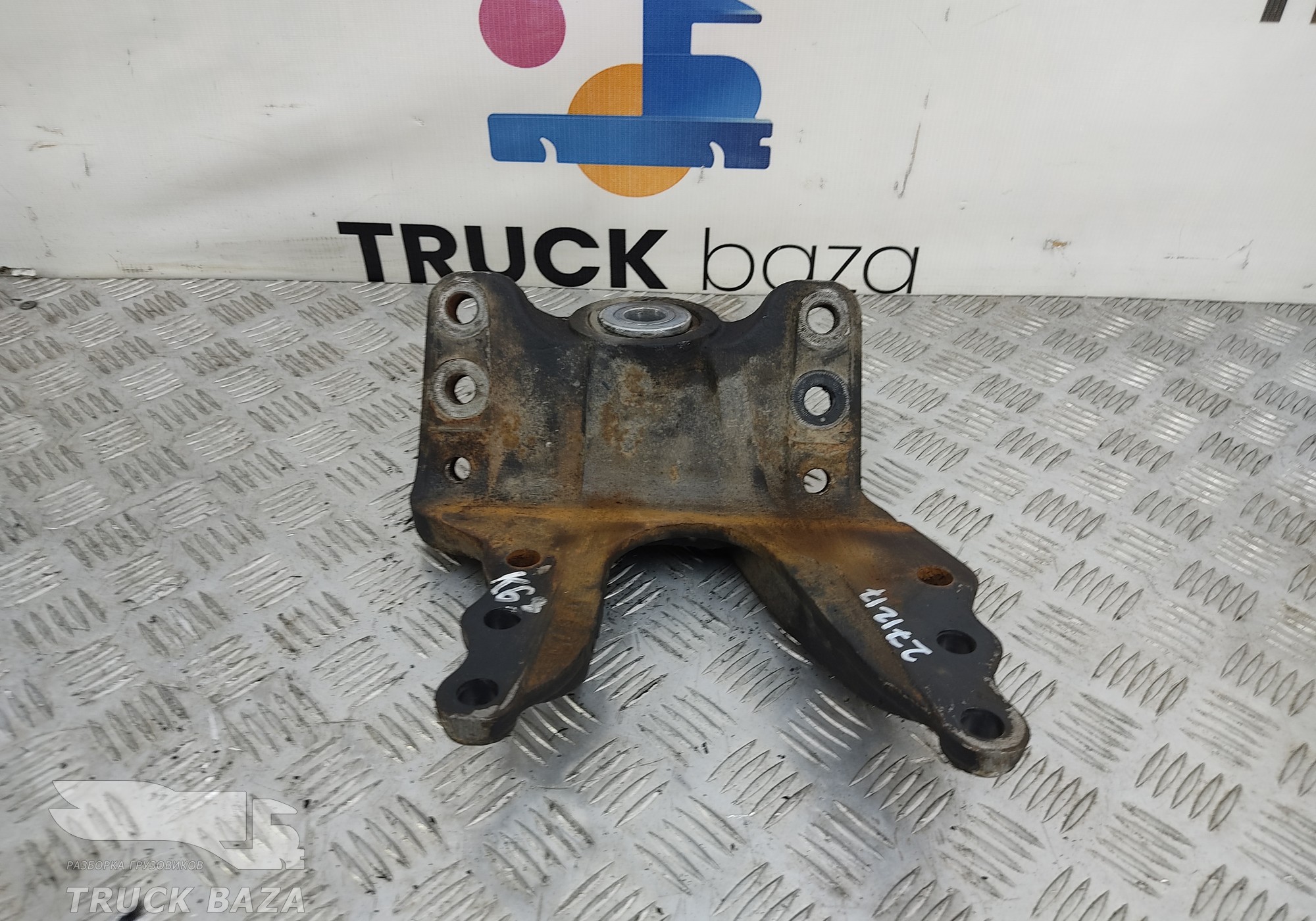 54901290244720 Кронштейн передней рессоры левый для КАМАЗ 54901