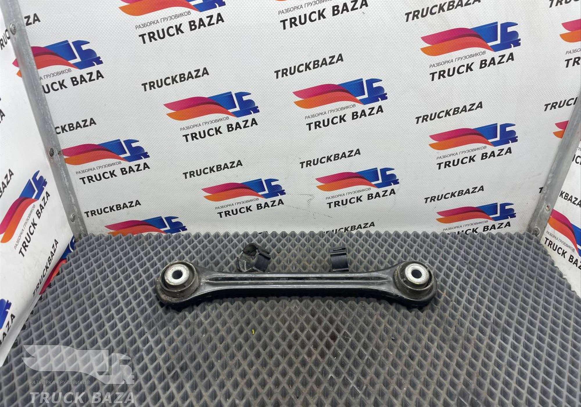 1895431 Тяга интеркулер для Daf XF106 (с 2012)