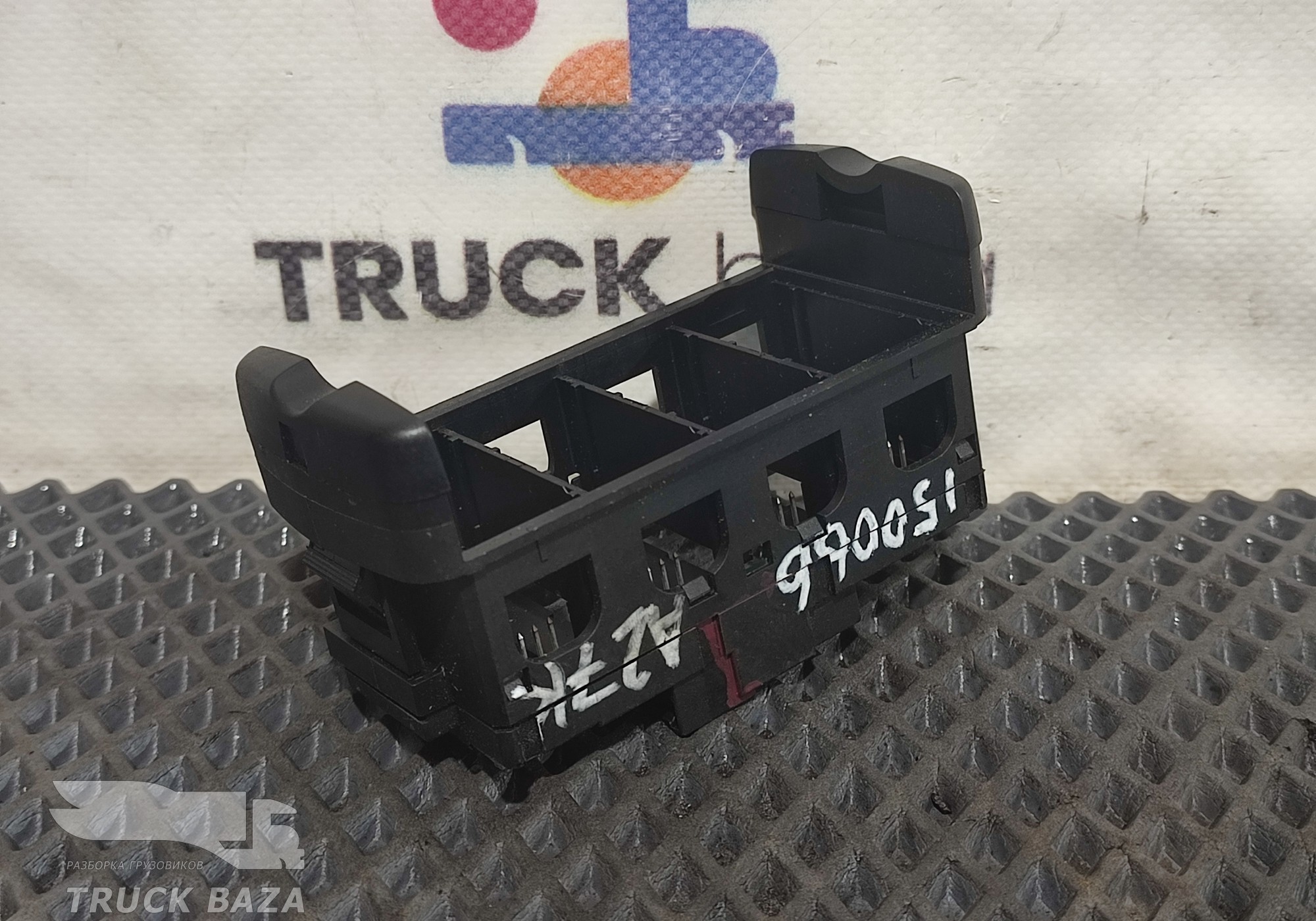 9435400146 Блок кнопок