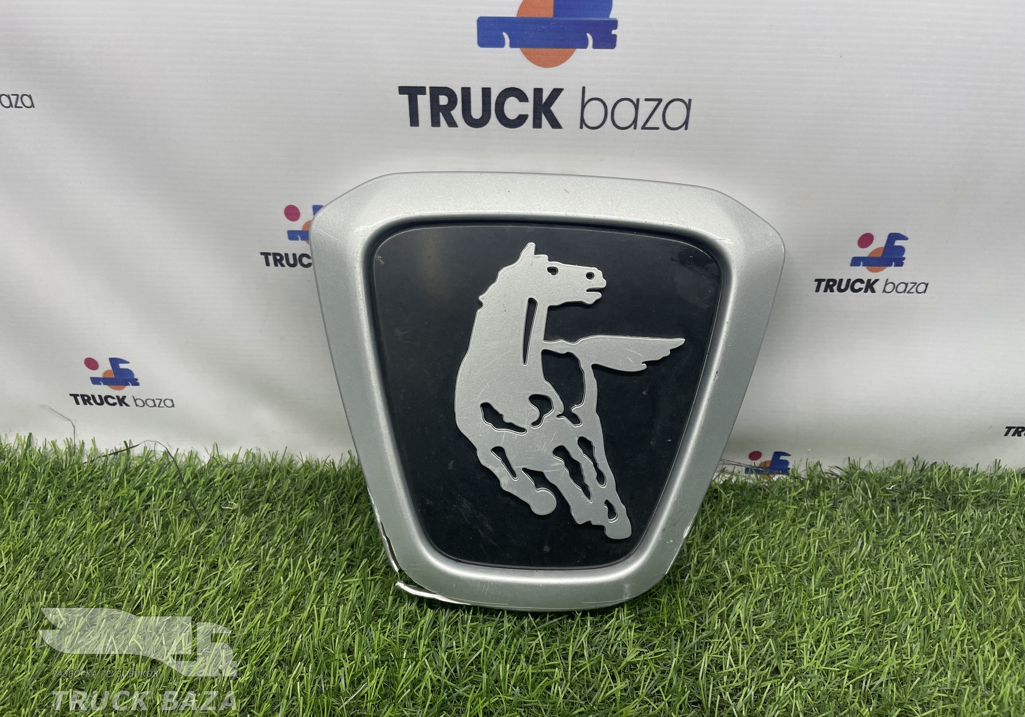 549018401150 Эмблема для КАМАЗ 54901