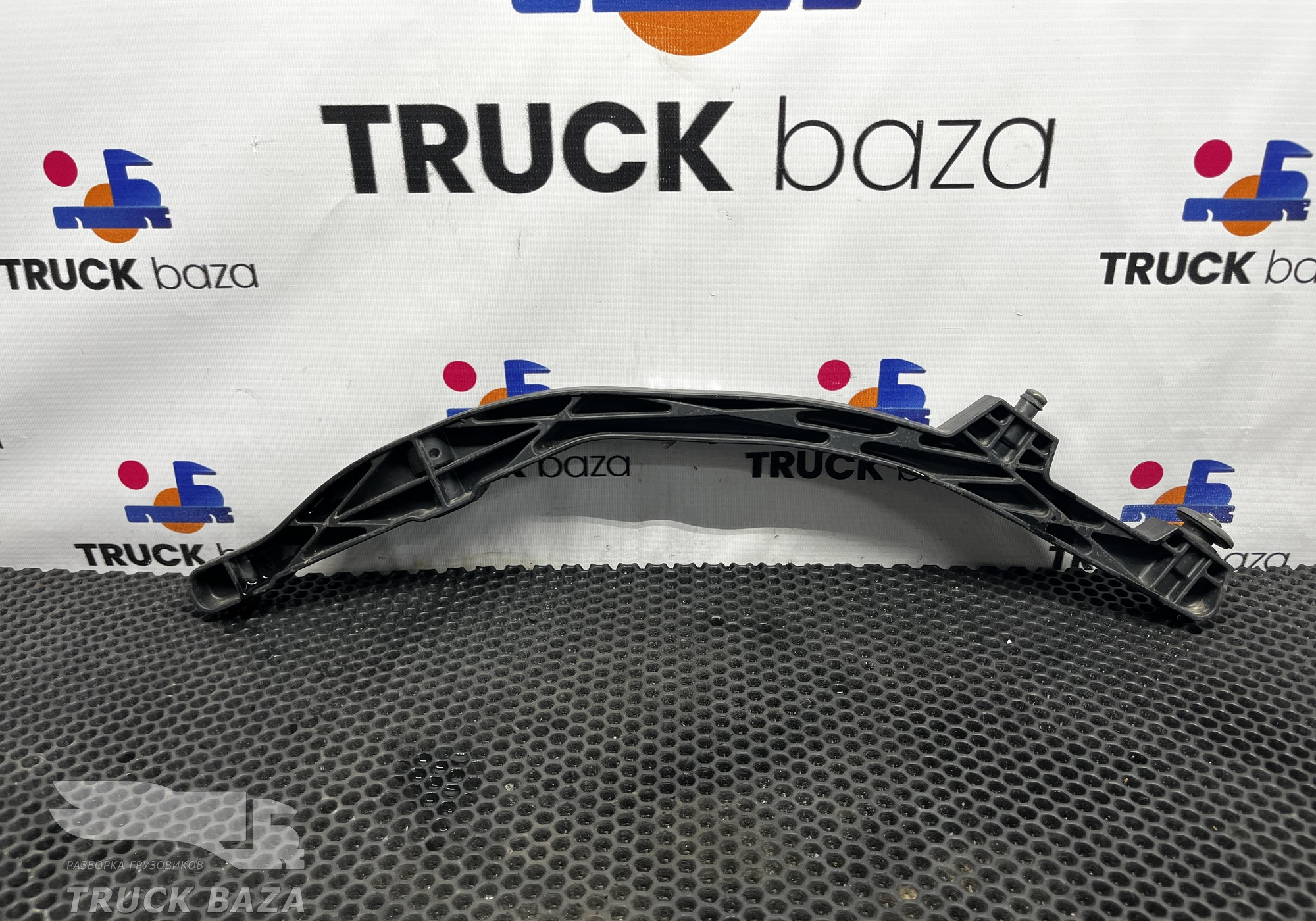 WG1662875232 Кронштейн солнцезащитного козырька для Sinotruk Howo T5G