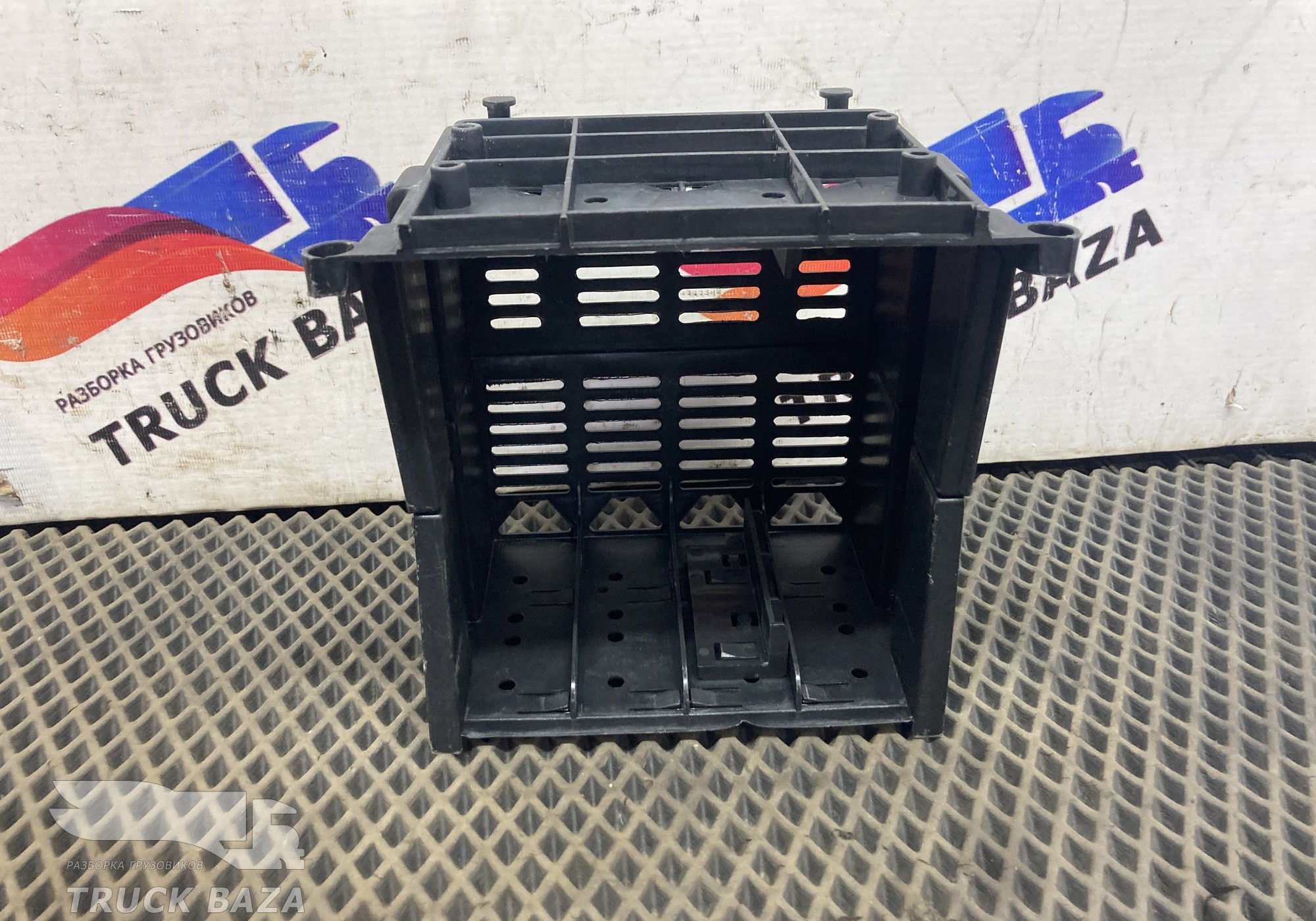 81254416203 Кронштейн электронных блоков для Man TGS