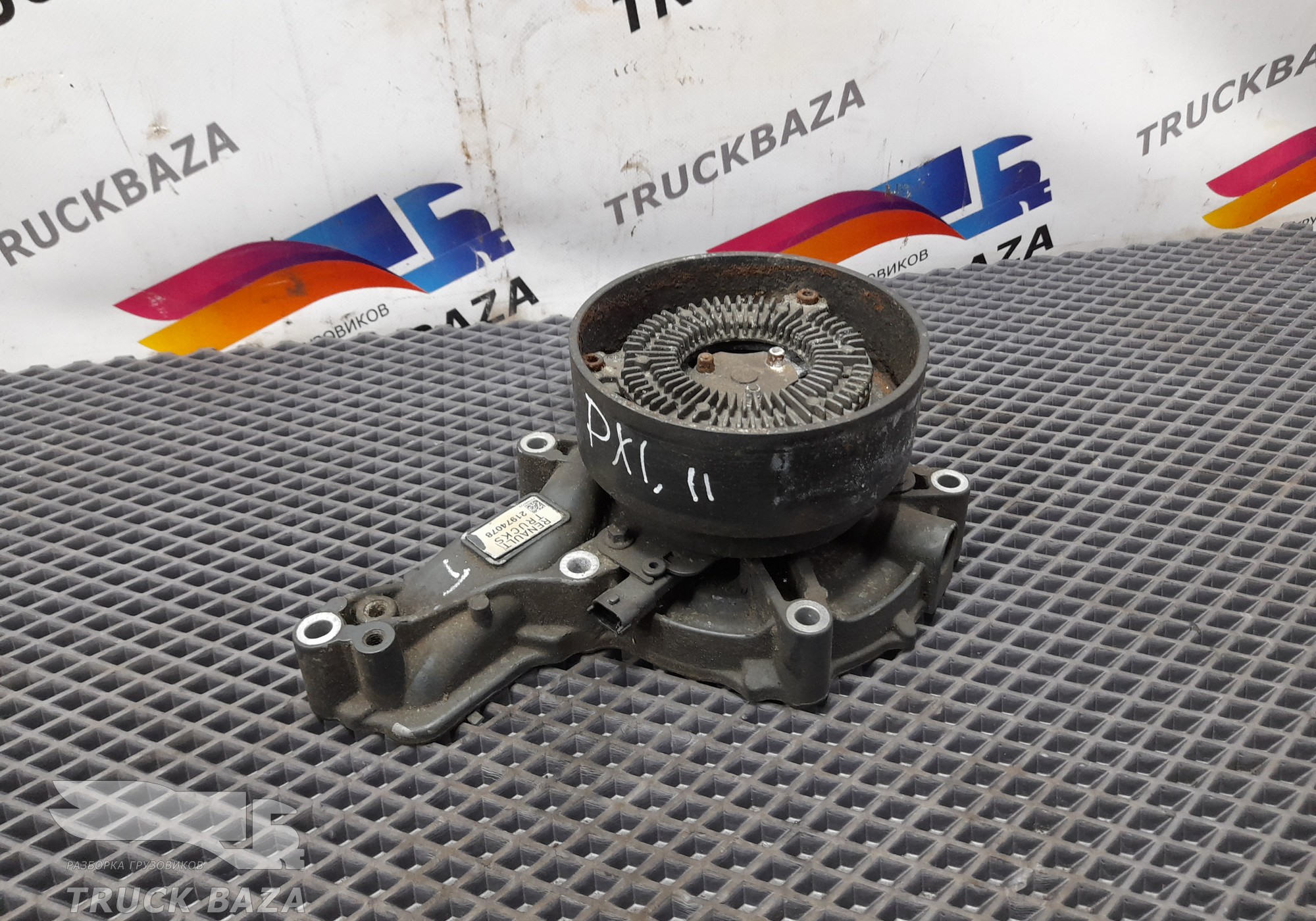 21974078 Насос водяной (помпа) для Renault