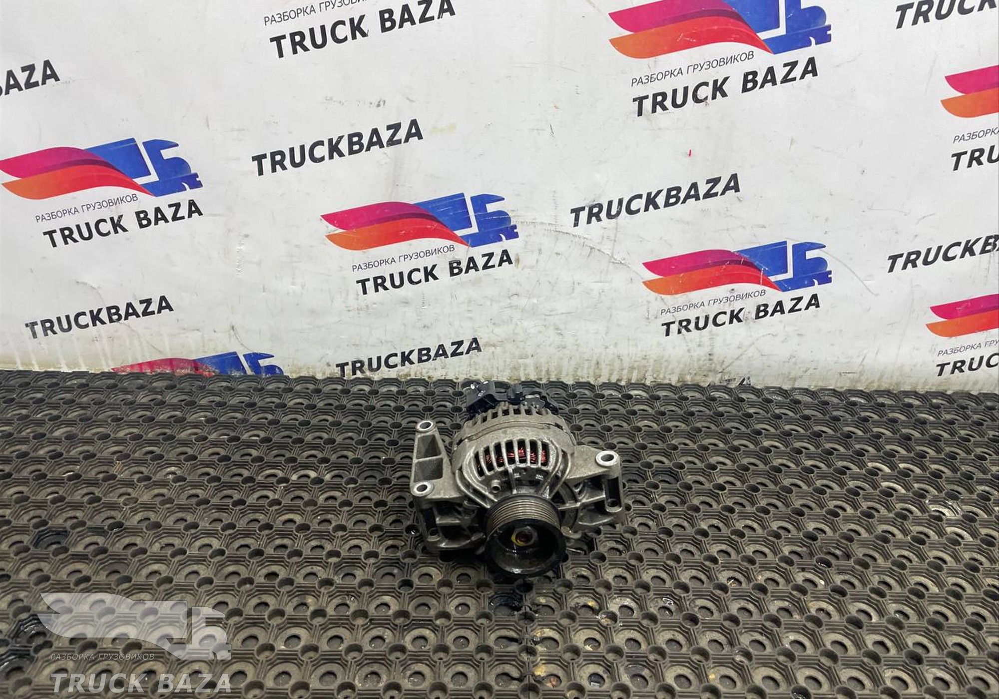 2022545 Генератор для Daf XF106 (с 2012)