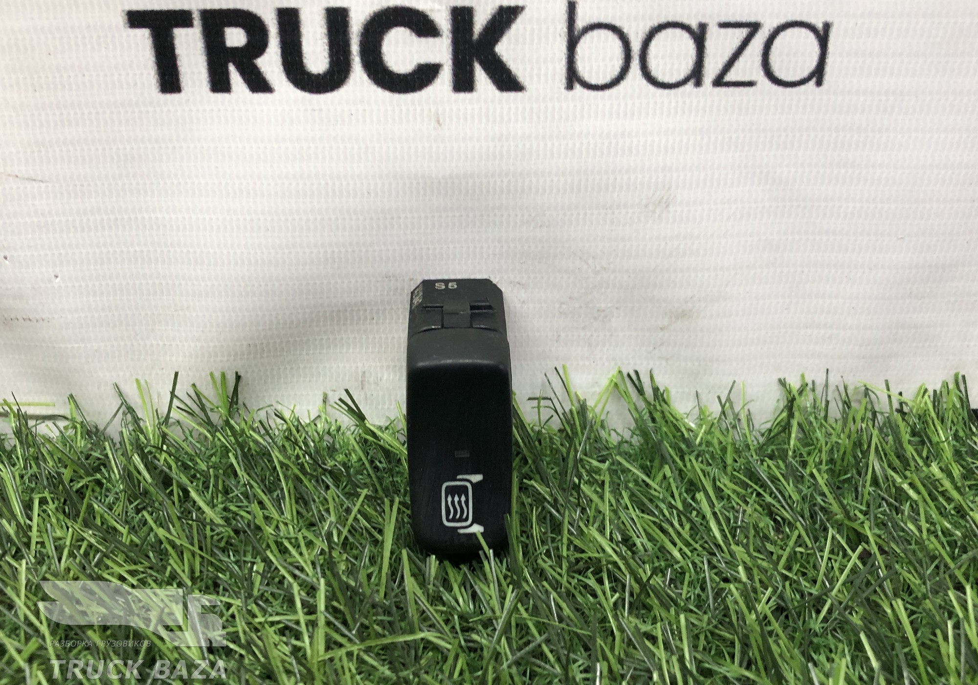 1421842 Кнопка обогрева зеркал