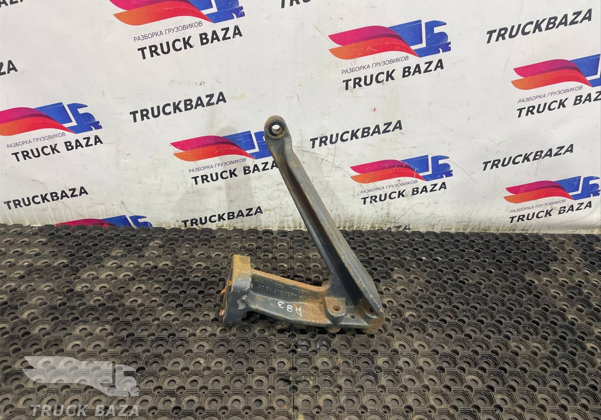 9303171301 Кронштейн кабины передний правый для Mercedes-Benz Actros MP3 (с 2008)