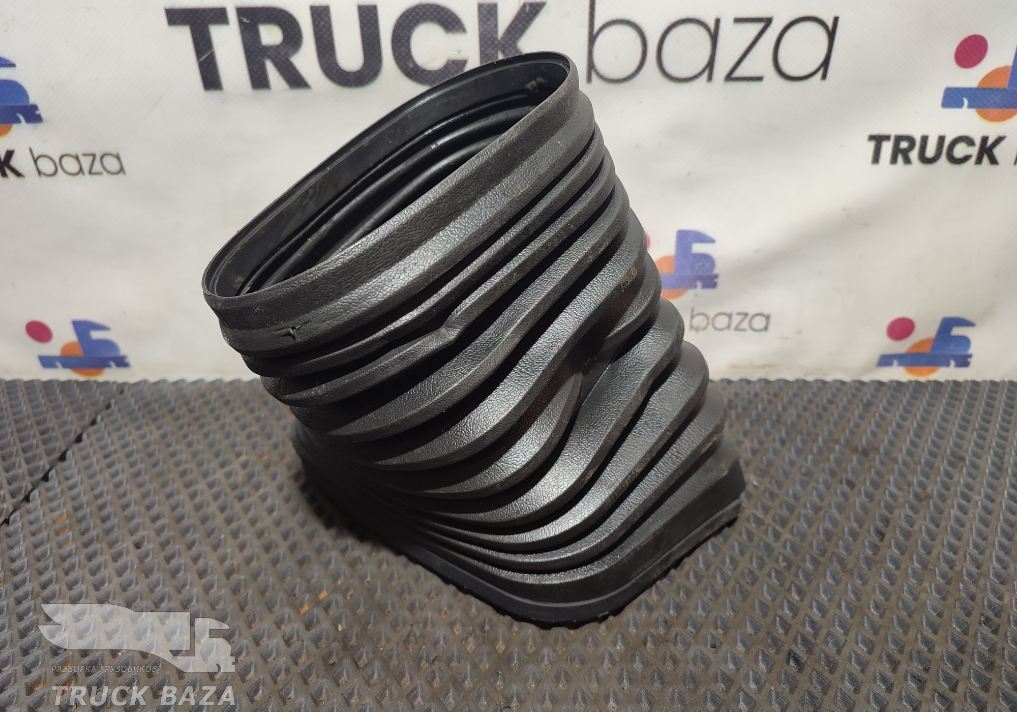 A9704621196 Кожух рулевой колонки