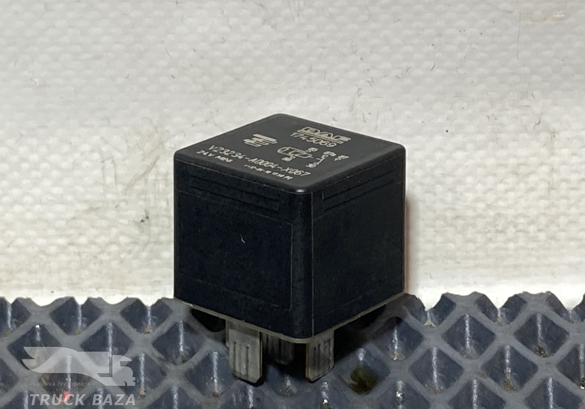 1745069 Реле 24V для Daf XF105 (с 2005)