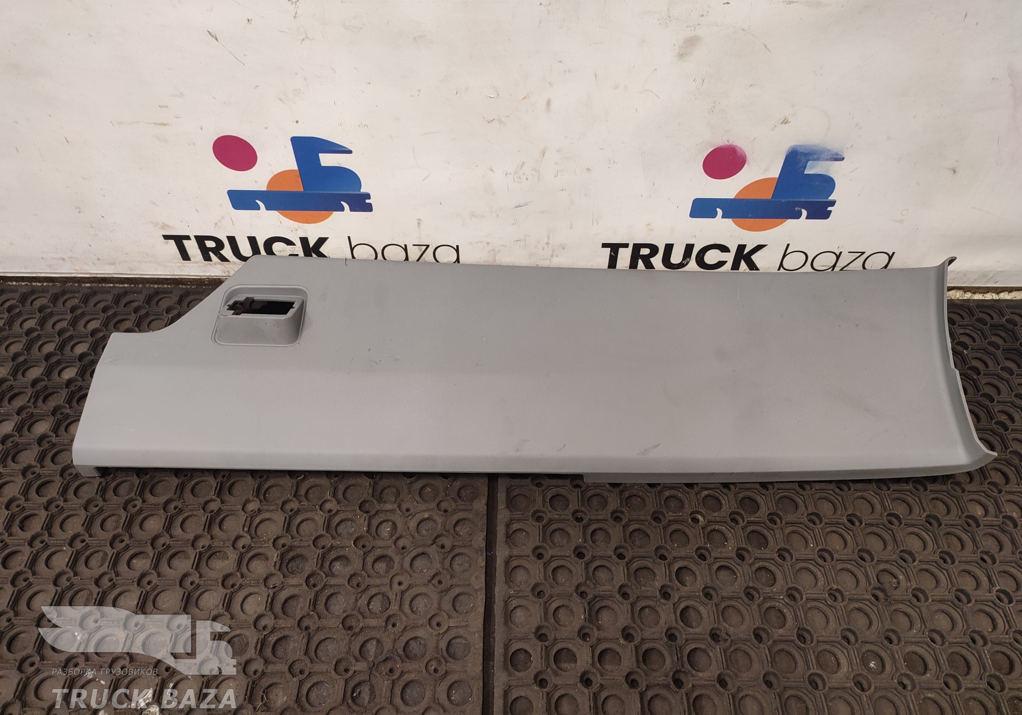 7482264831 Накладка салона для Renault T (с 2013)