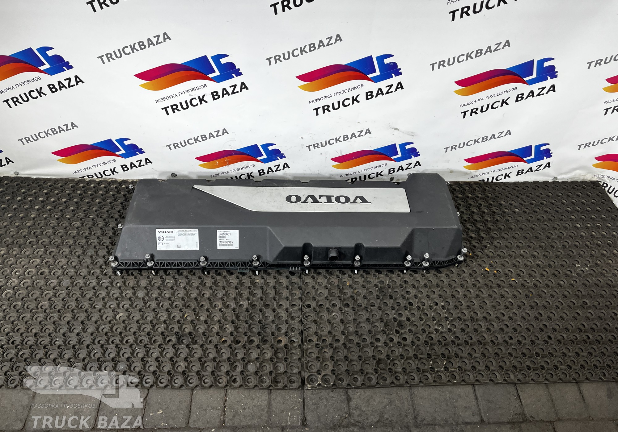 21627156 Крышка ГБЦ клапанная для Volvo FM