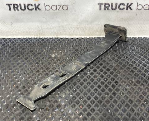 KM70013 Хомут заднего крыла для Mercedes-Benz Axor