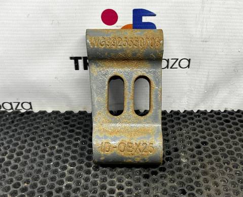 WG9925550708 Проставка кронштейна топливного бака для Sinotruk Sitrak C7H