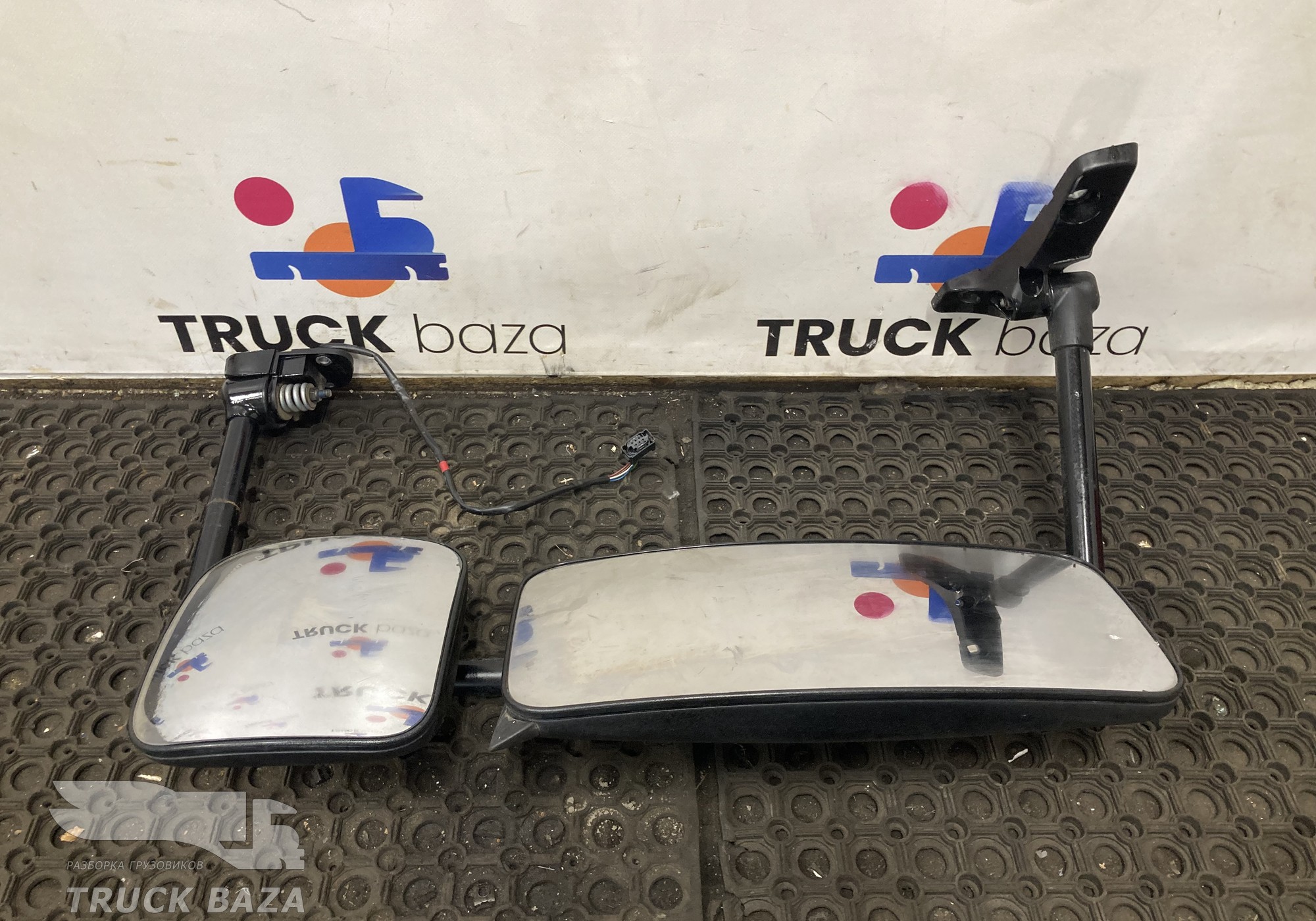 A9408102919 Зеркало заднего вида боковое правое для КАМАЗ 5490 (с 2013)