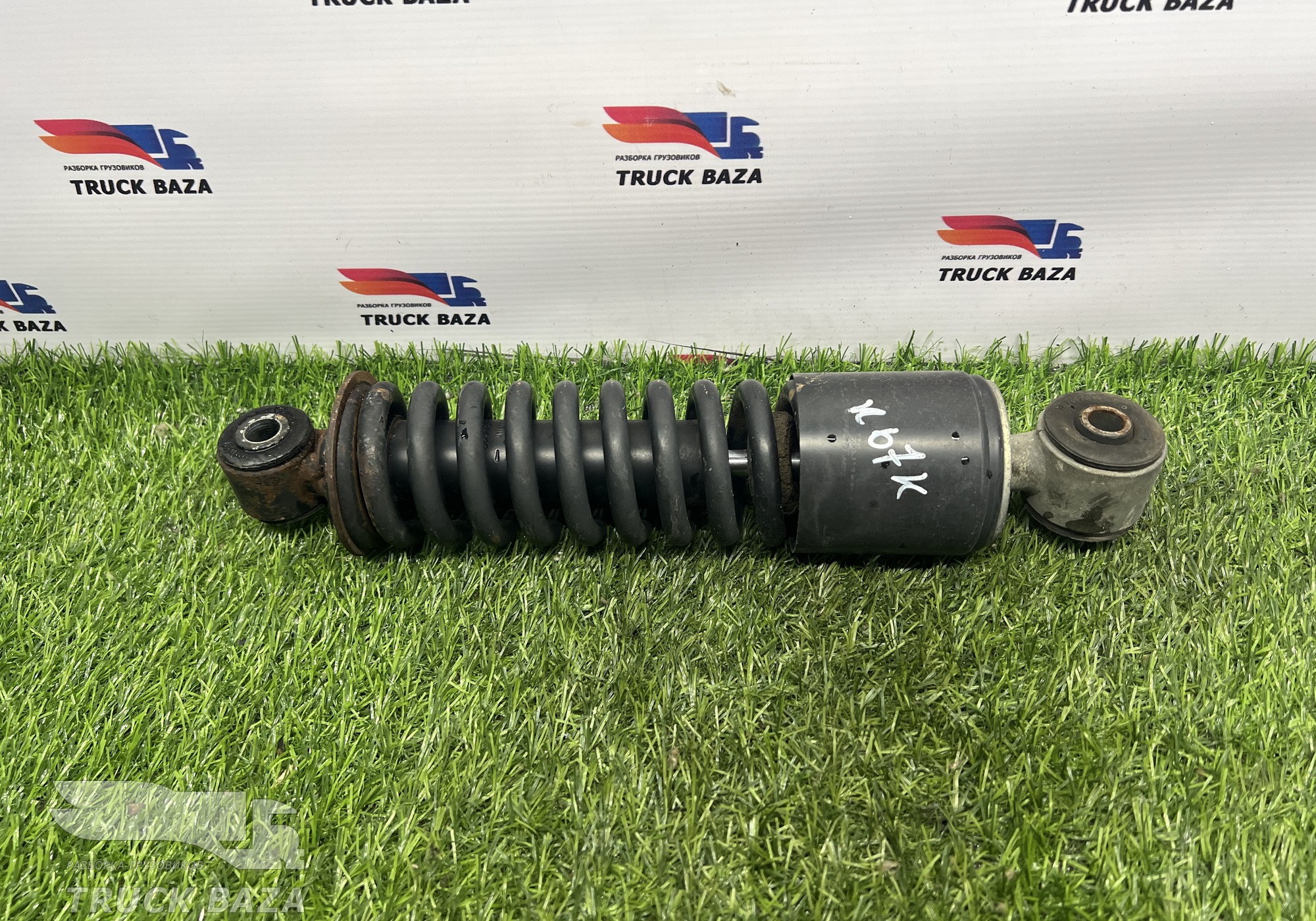 A9408904619 Амортизатор кабины передний