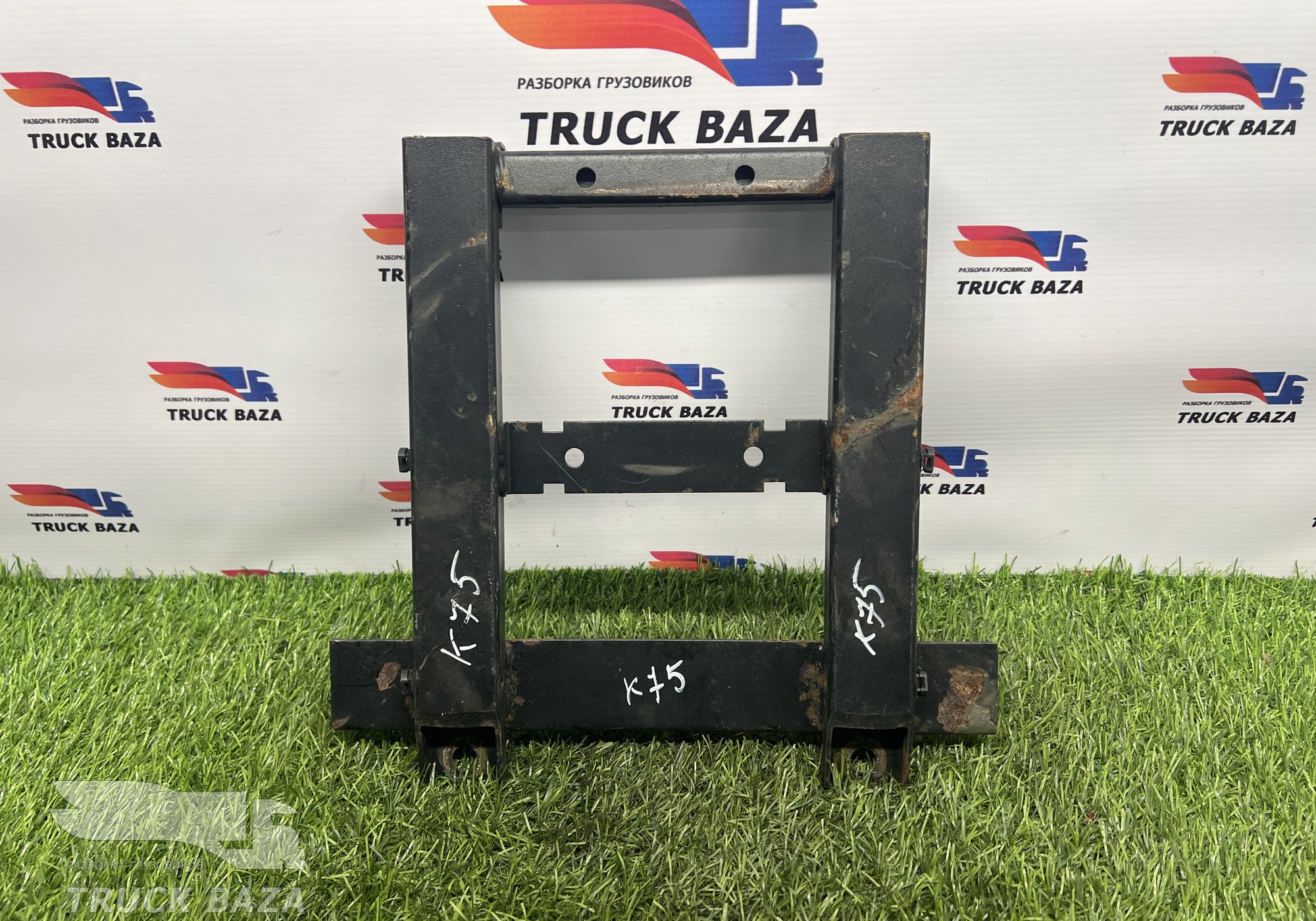 54901370307211 Планка прижимная АКБ для КАМАЗ 54901