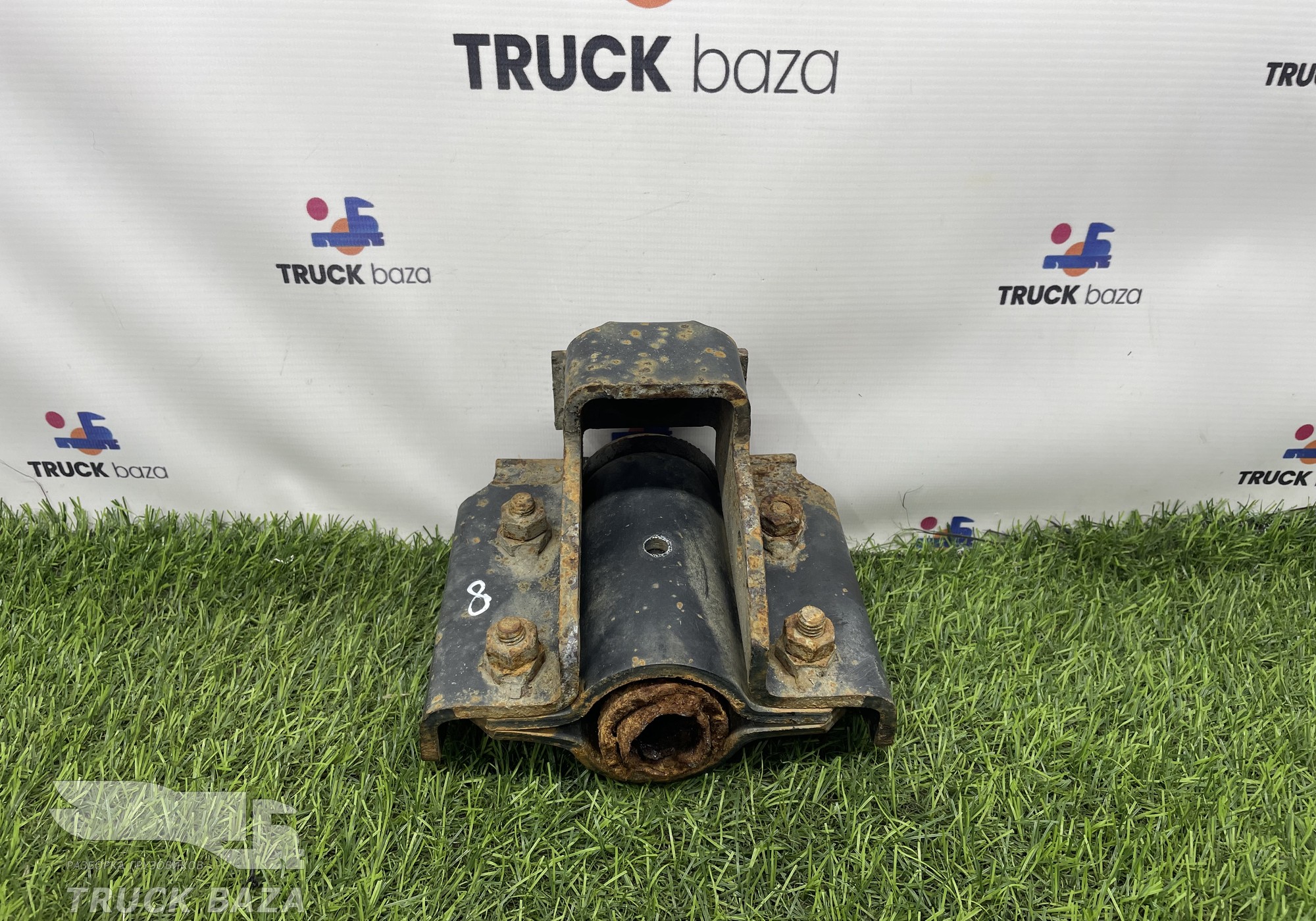 5490840422440 Кронштейн крыла заднего для КАМАЗ 5490 (с 2013)