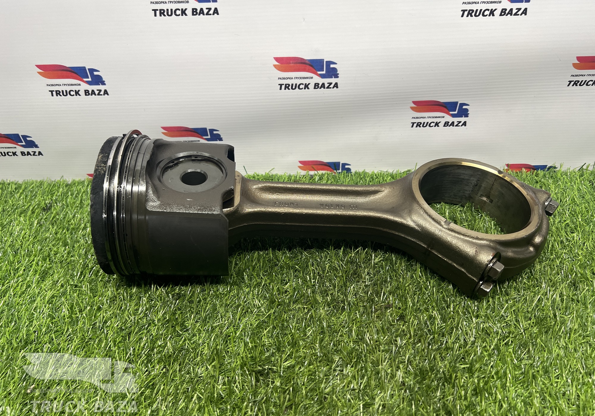 7422106875 Поршень с шатуном