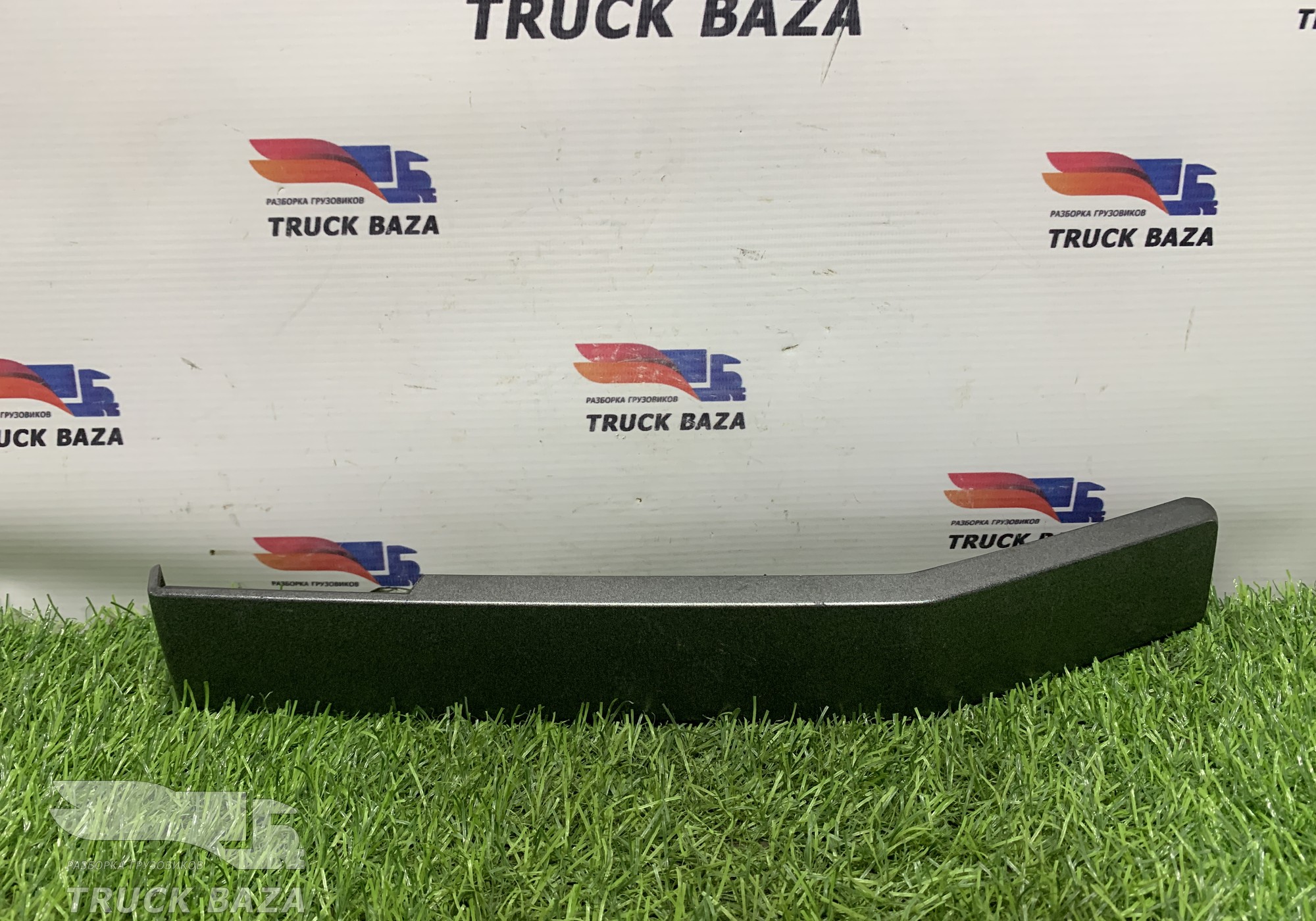 82385278 Накладка консоли для Renault T (с 2013)