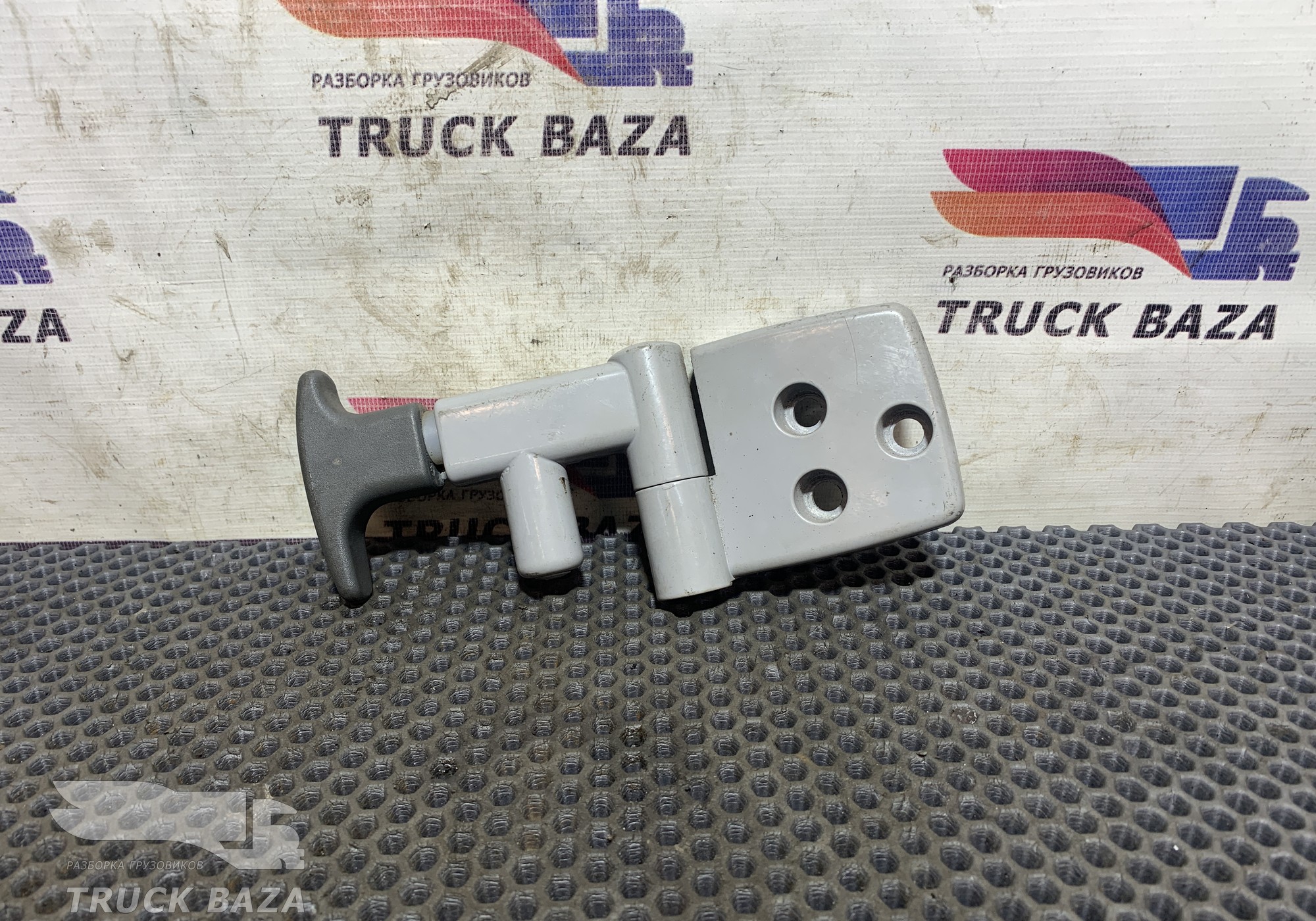 81621586022 Кронштейн спальника нижний для Man TGA