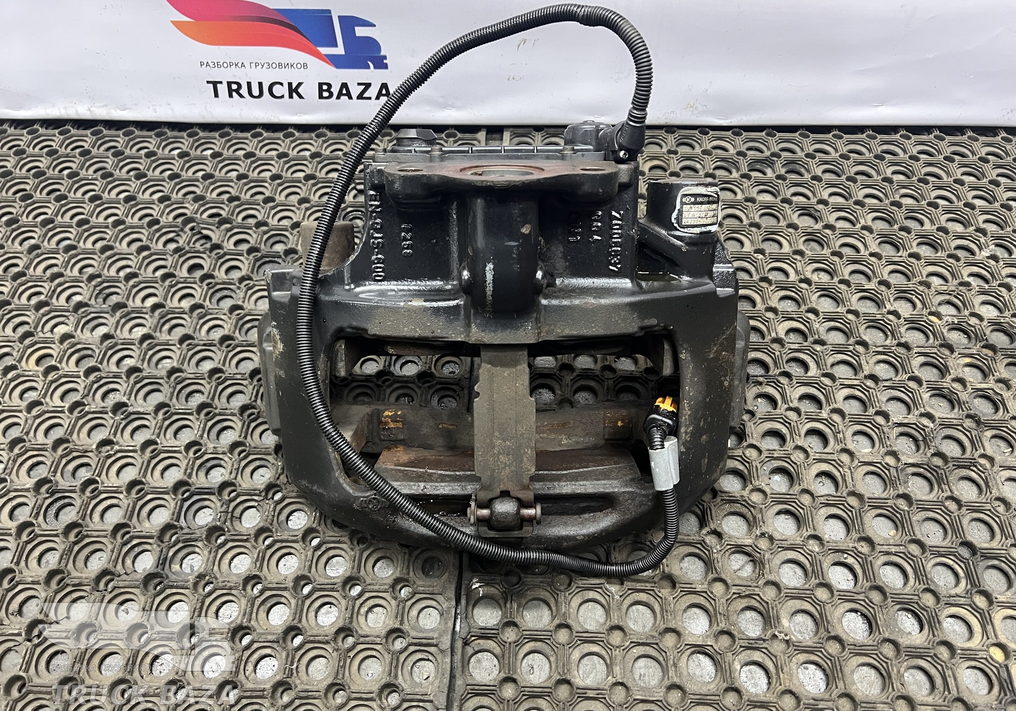 81508046608 Суппорт передний правый/задний левый для Man TGS II (с 2012)