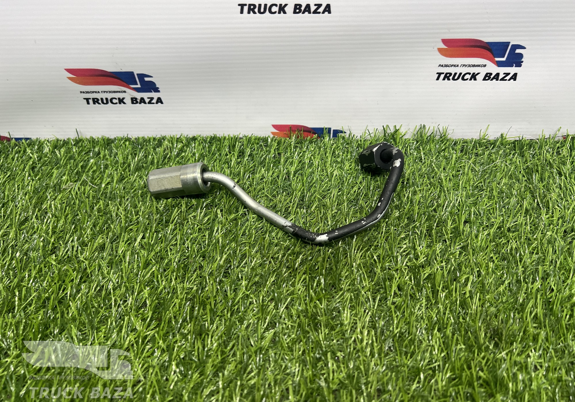 5689700 Трубка топливная для DongFeng GX DFH4180