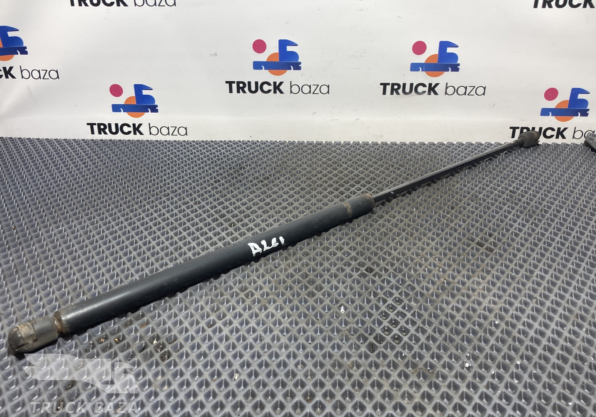 A0019808464 Амортизатор капота