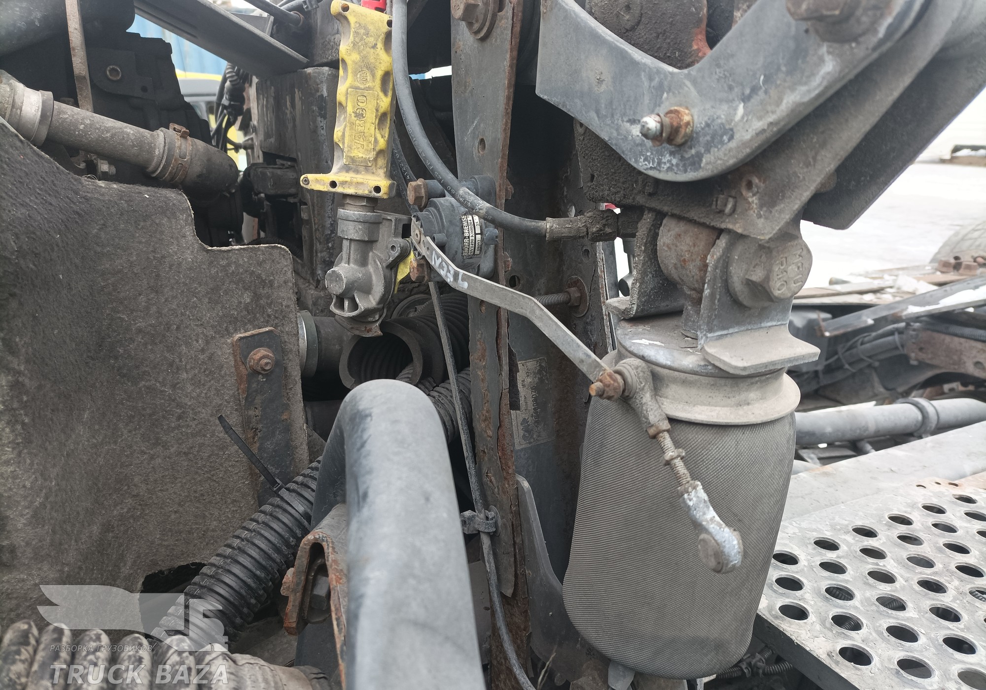 Регулятор уровня пола кабины - 98 фото