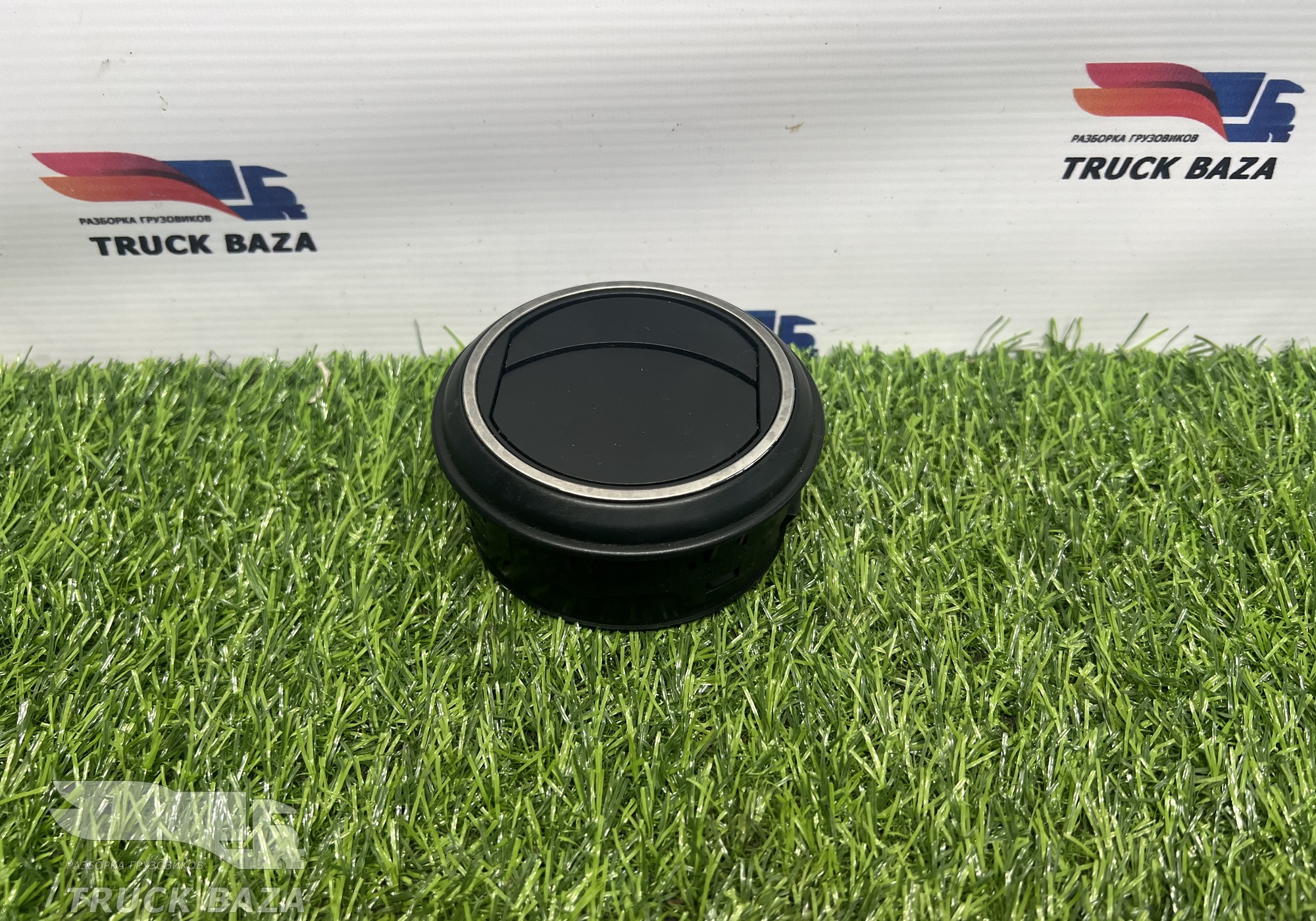 82269998 Дефлектор обдува салона