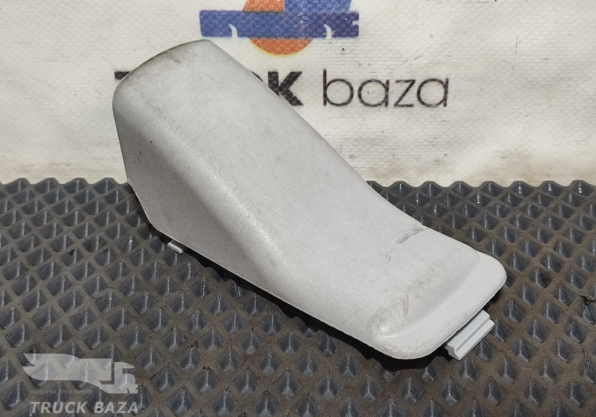 810W623050054 Накладка боковой стенки салона для Sinotruk Sitrak C7H