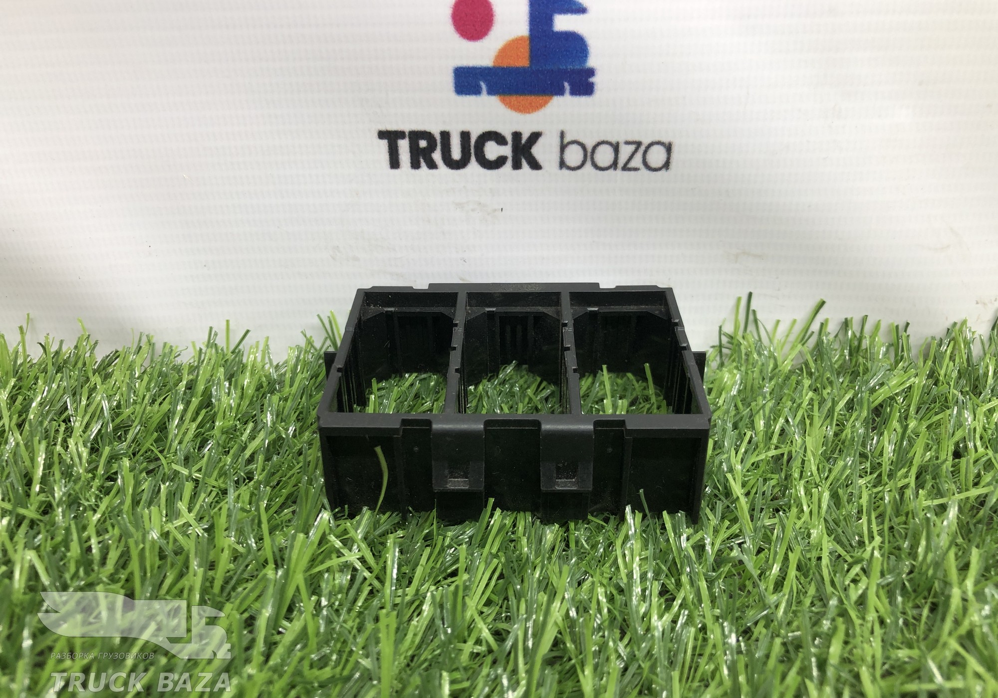 2202508 Панель выключателей