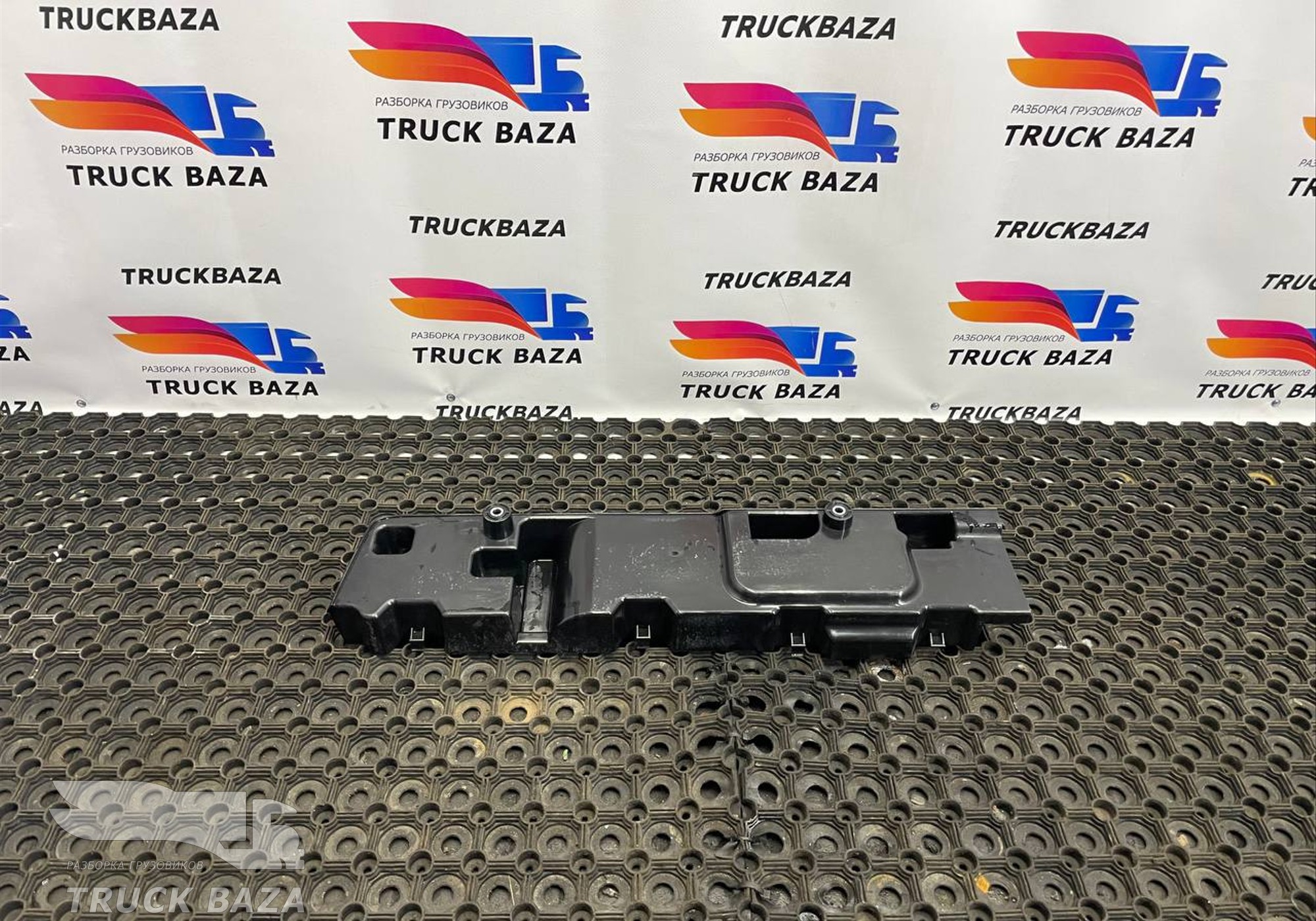 1844710 Накладка для Daf XF105 (с 2006 по 2020)