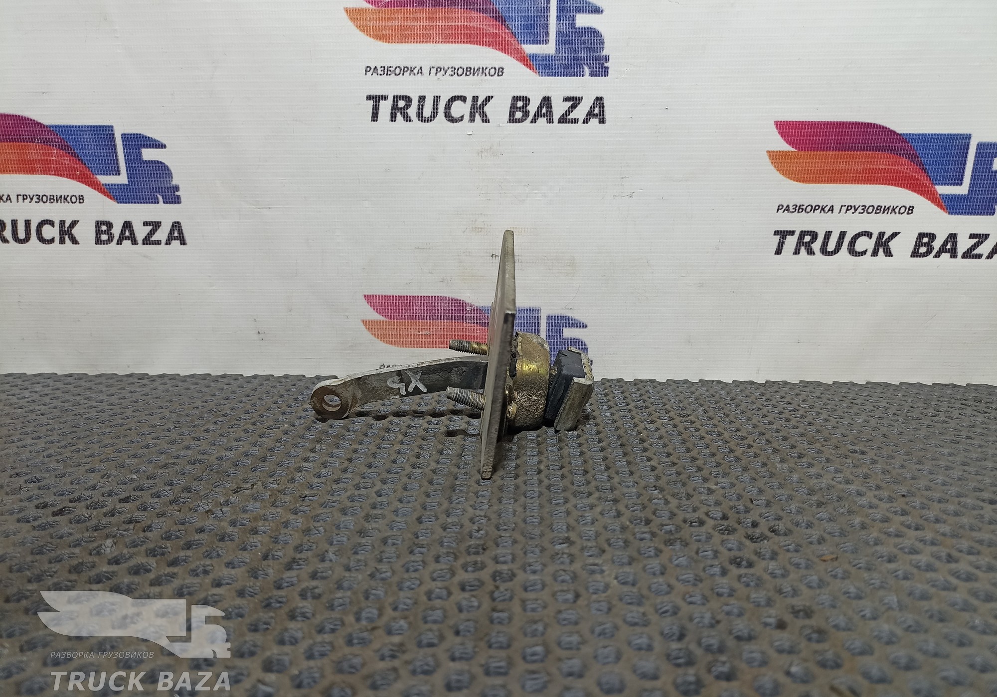 1365821 Ограничитель двери для Daf XF95